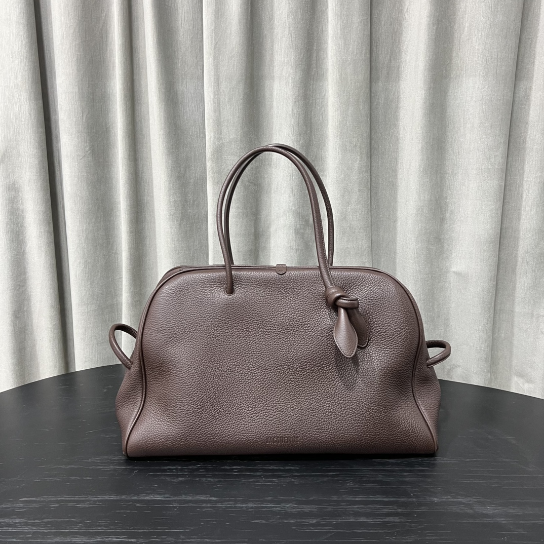 Jacquemus Le Grand Turismo Duffle Bag | Brown |