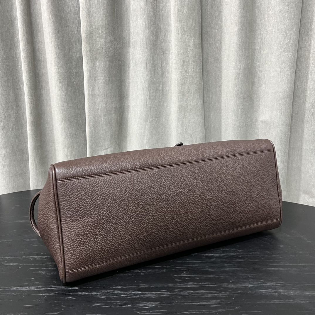 Jacquemus Le Grand Turismo Duffle Bag | Brown |