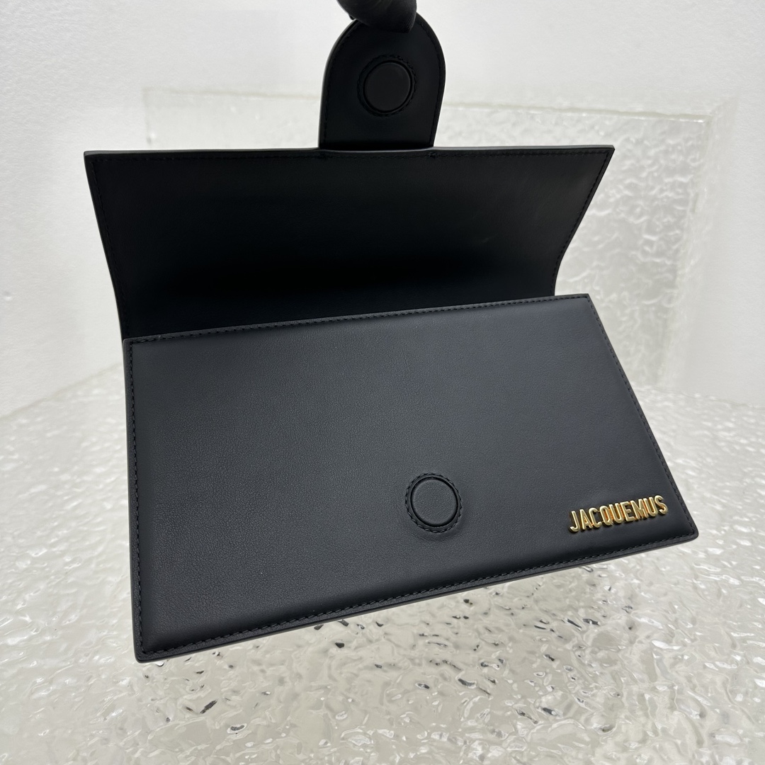 Jacquemus Le Bambino bag for Women - Black in