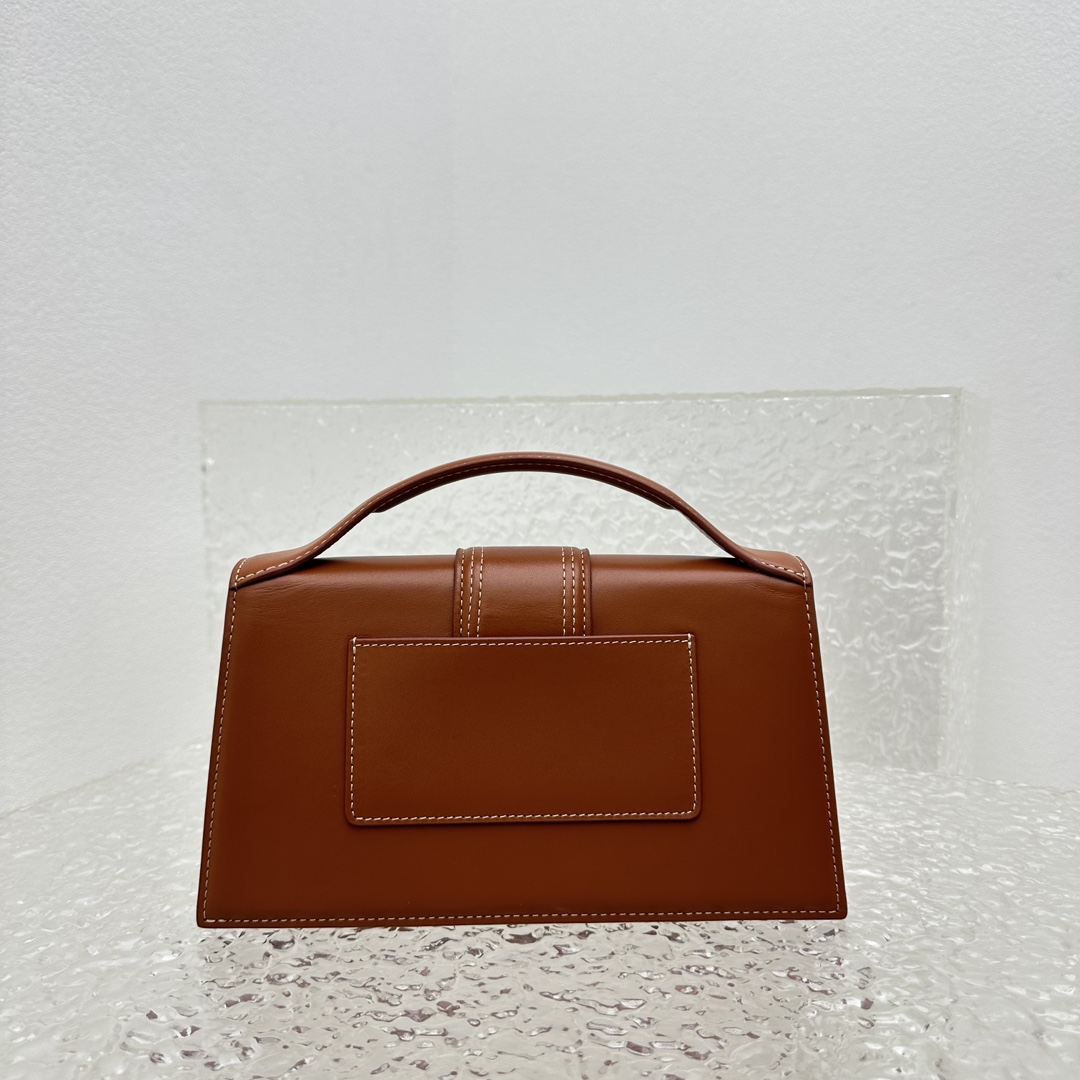 Jacquemus Le Bambino Mini Leather Bag In Brown |