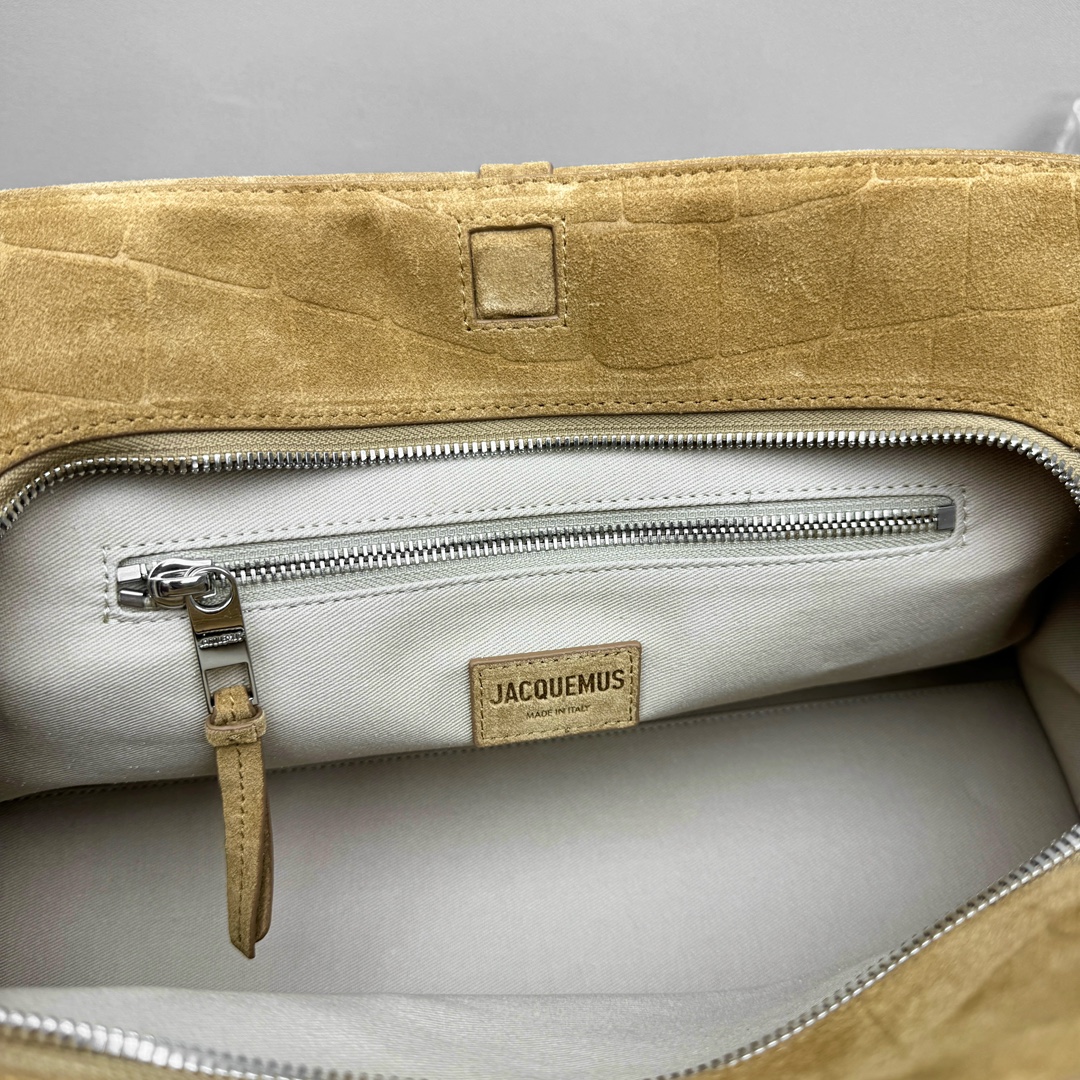 Jacquemus The Turismo 'Camel' Women's Bag 251BA417-3243-830