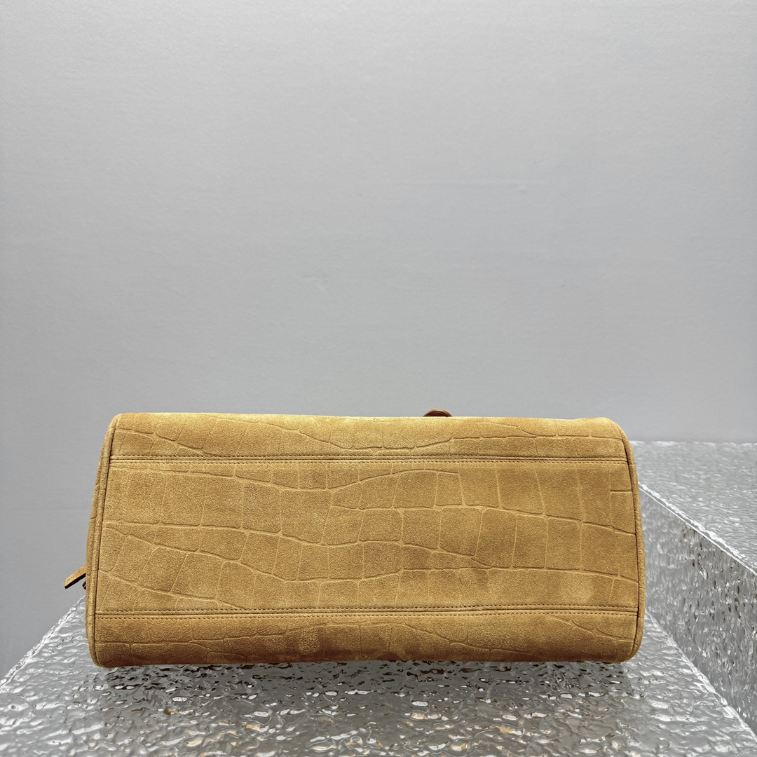Jacquemus The Turismo 'Camel' Women's Bag 251BA417-3243-830
