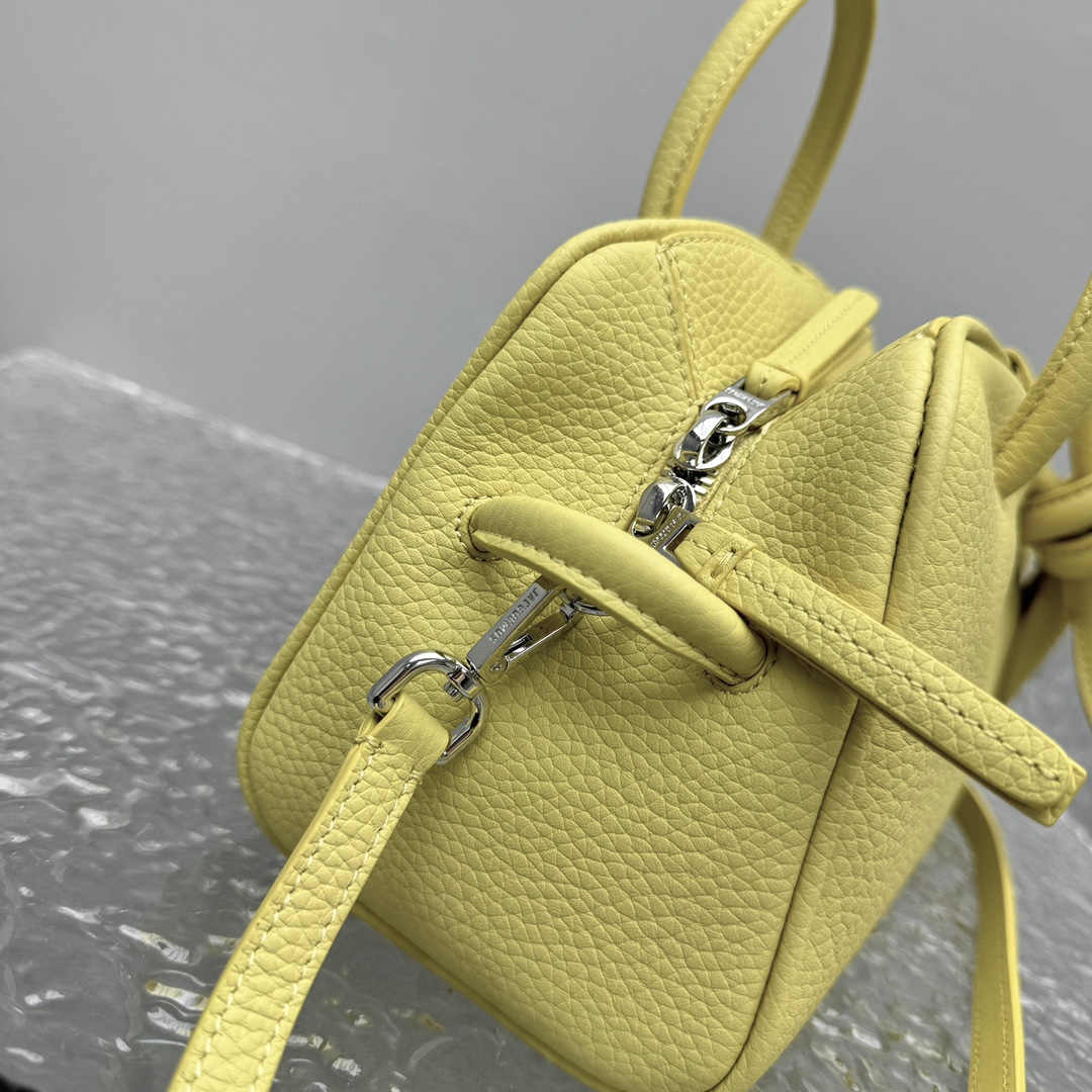 Jacquemus The Small Turismo Tote Bag | Yellow |