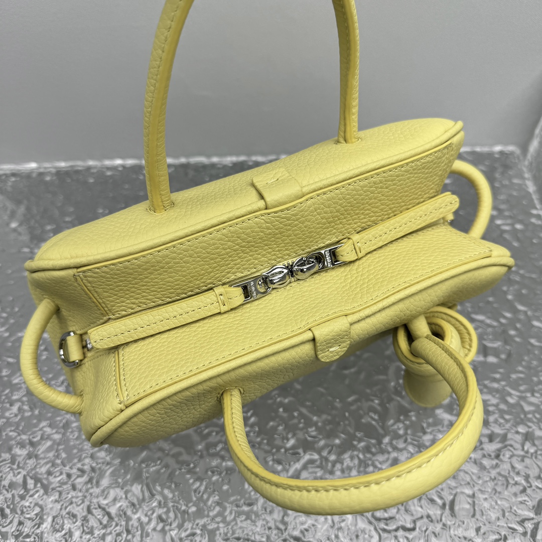 Jacquemus The Small Turismo Tote Bag | Yellow |
