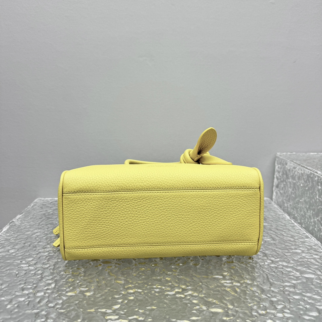 Jacquemus The Small Turismo Tote Bag | Yellow |