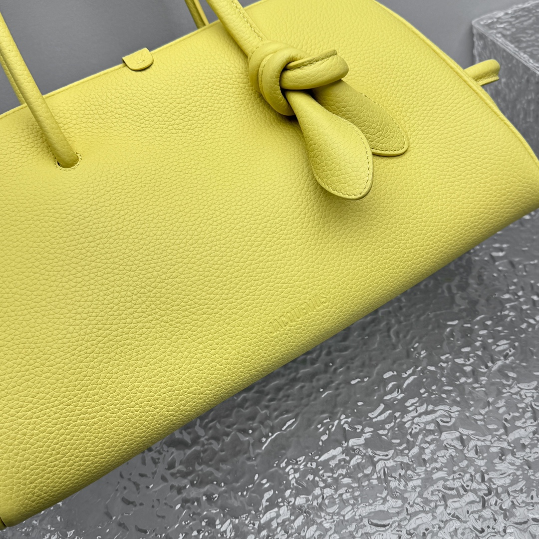 Jacquemus Le Turismo Shoulder Bag | Yellow |