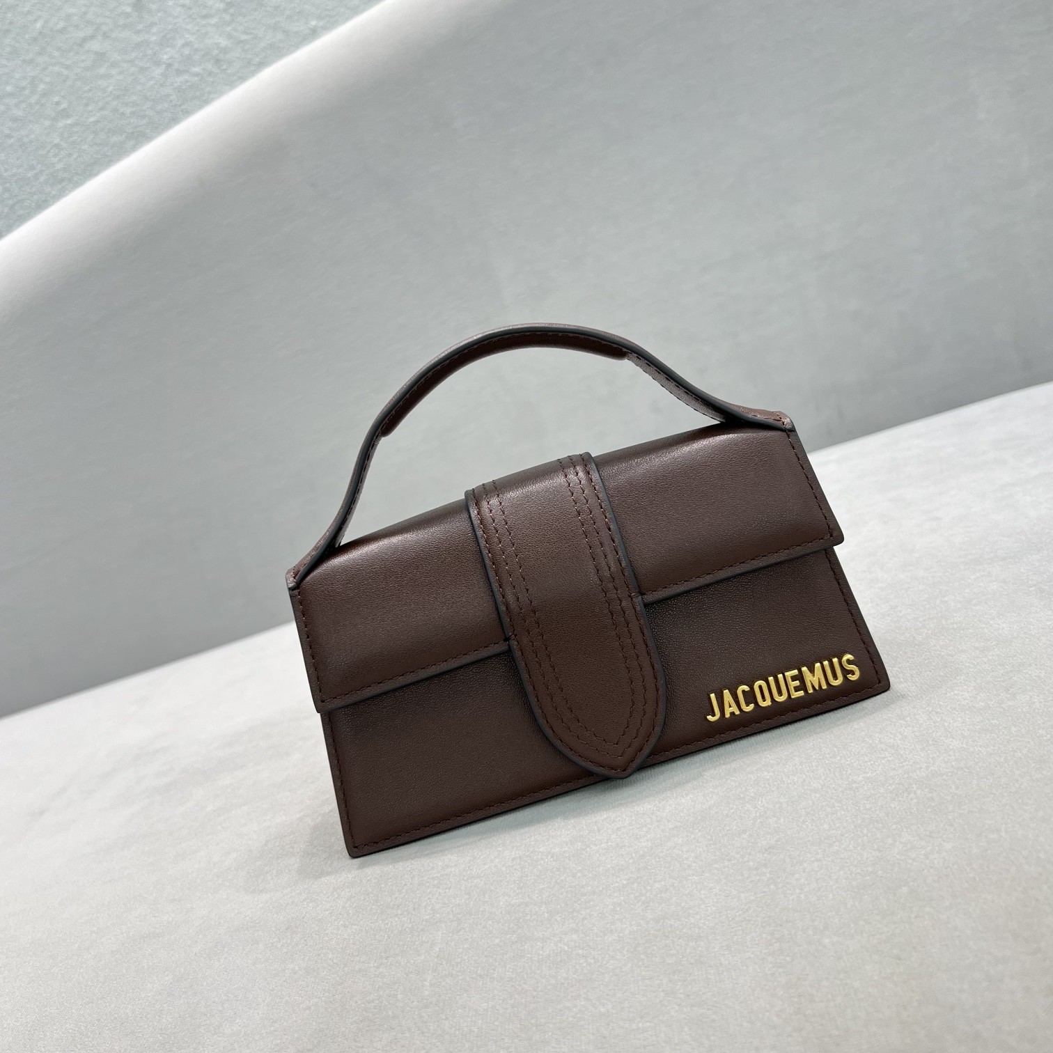 Jacquemus Le Grand Bambino Shoulder Bag in Brown | Jacquemus 00219