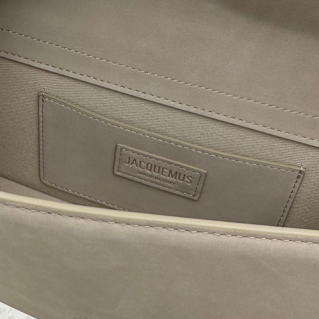 Jacquemus Large The Bambino magnetic-closure Crossbody Jacquemus 00249