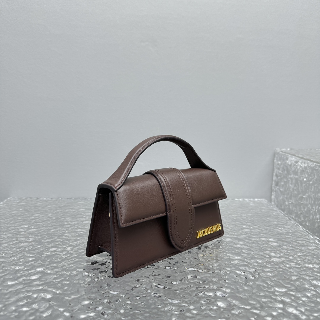 Jacquemus Smooth Leather 'Le Grand Bambino' Bag In BROWN