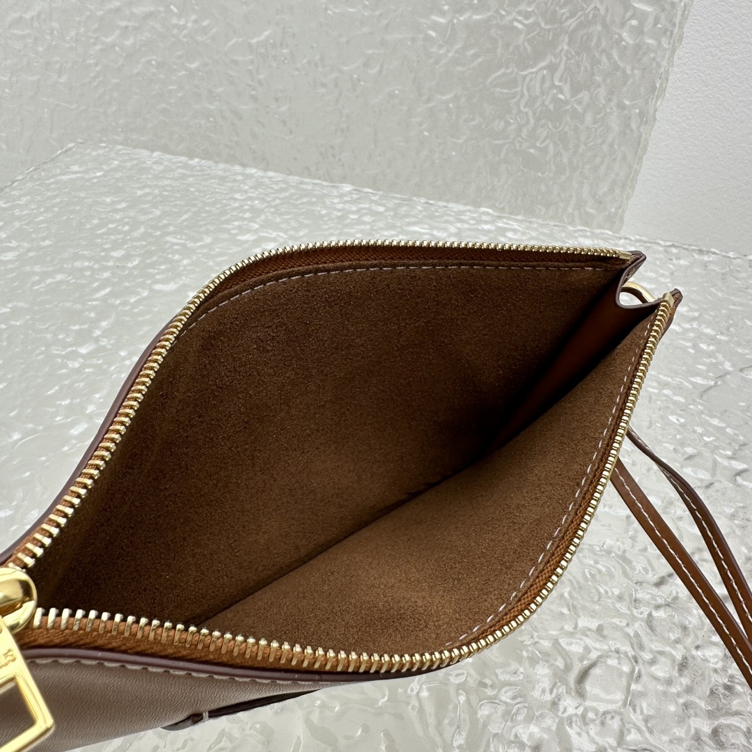 Jacquemus Le Regalo Leather Tote Bag - Brown Totes Jacquemus 00399