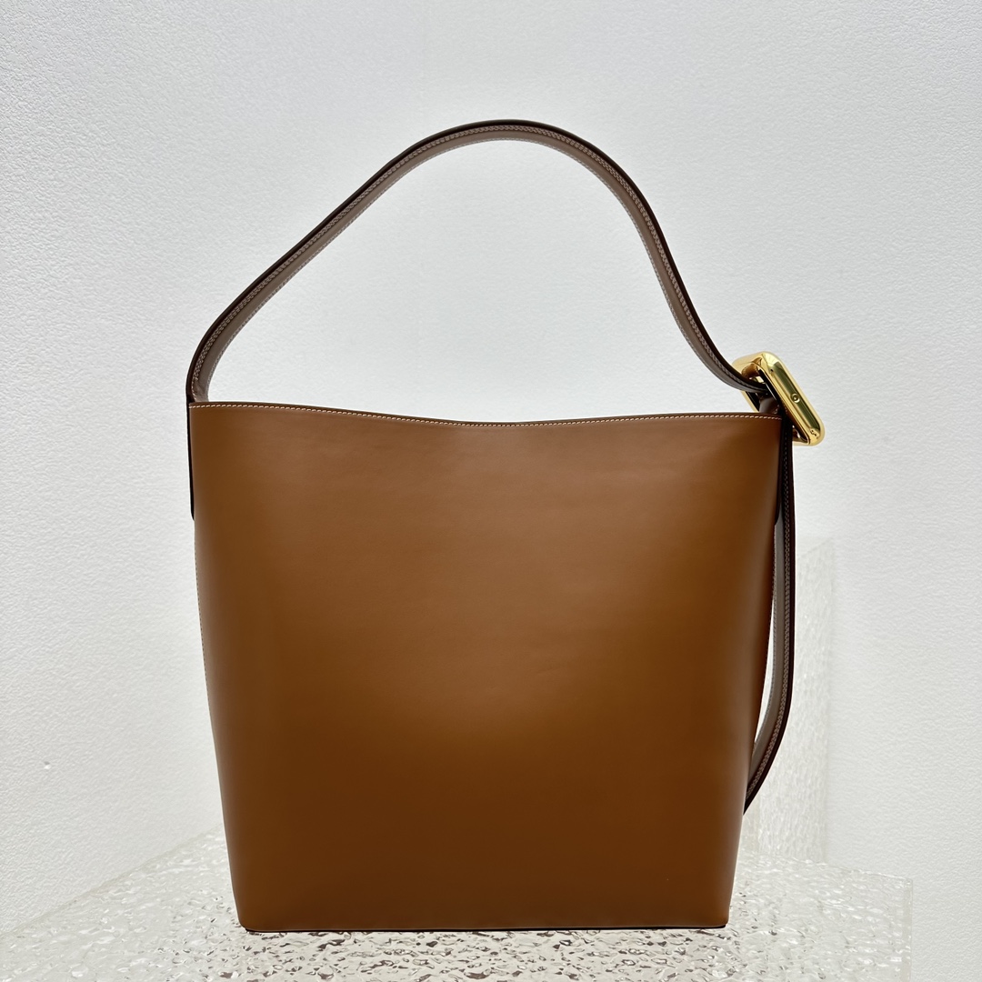 Jacquemus Le Regalo Leather Tote Bag - Brown Totes