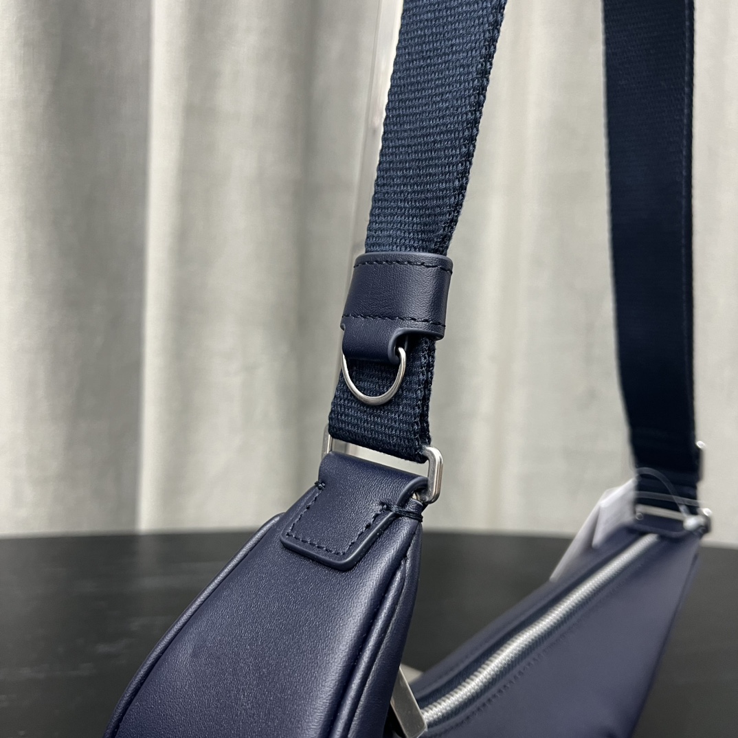 Jacquemus x Nike Swoosh Shoulder Bag | Blue Jacquemus 004512