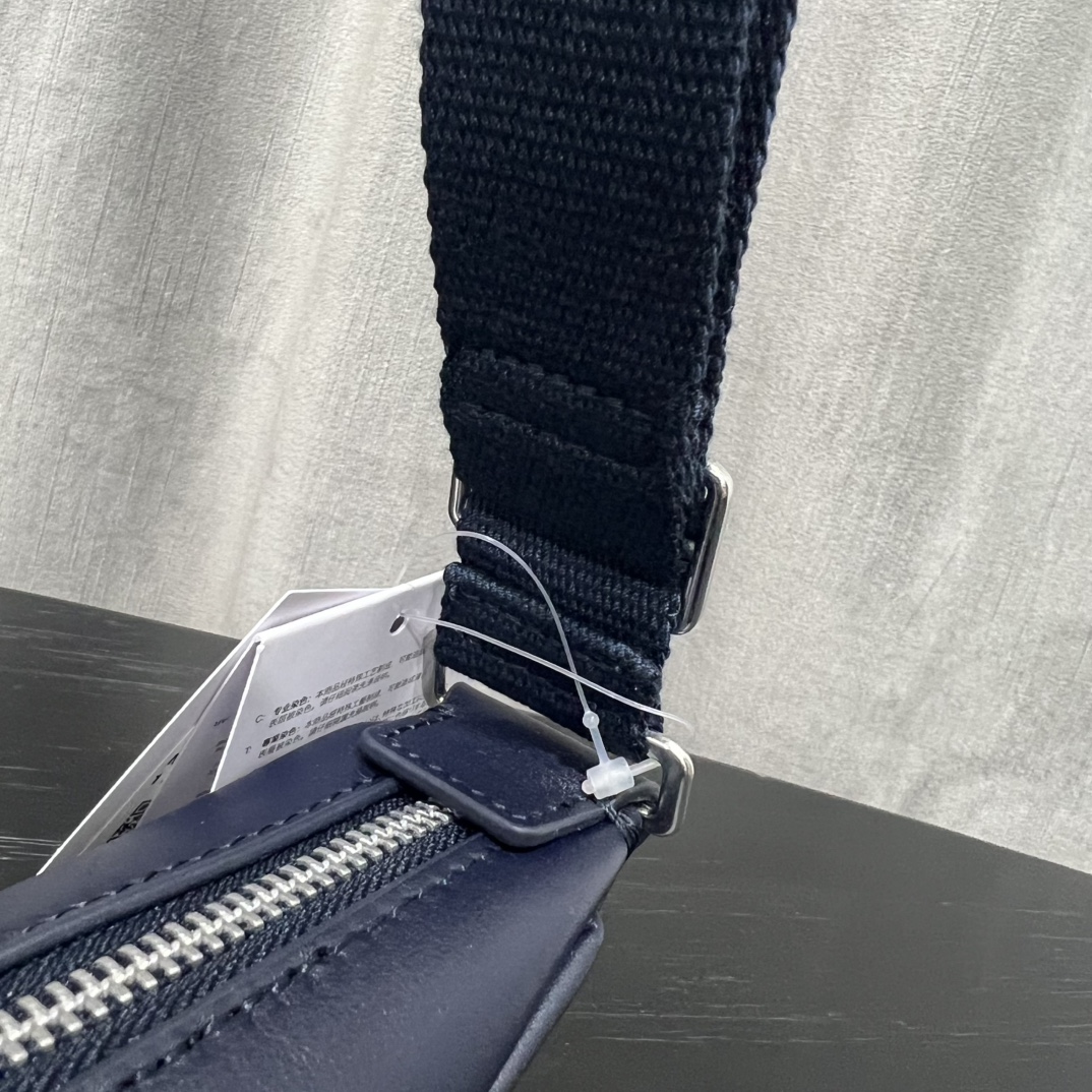 Jacquemus x Nike Swoosh Shoulder Bag | Blue Jacquemus 004512