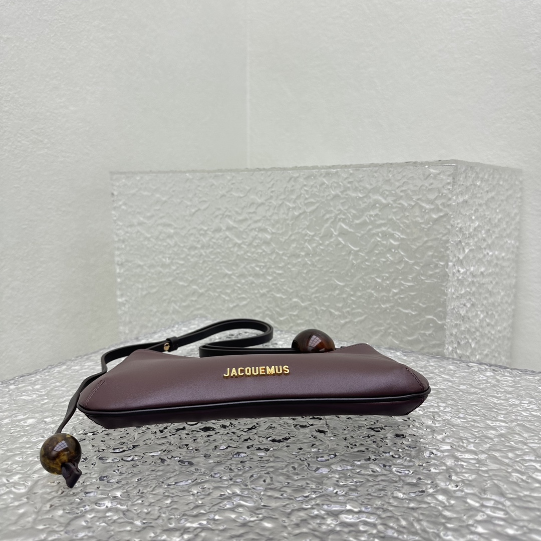 JACQUEMUS Smooth Calfskin Le Bisou Perle Medium Brown Jacquemus 00499
