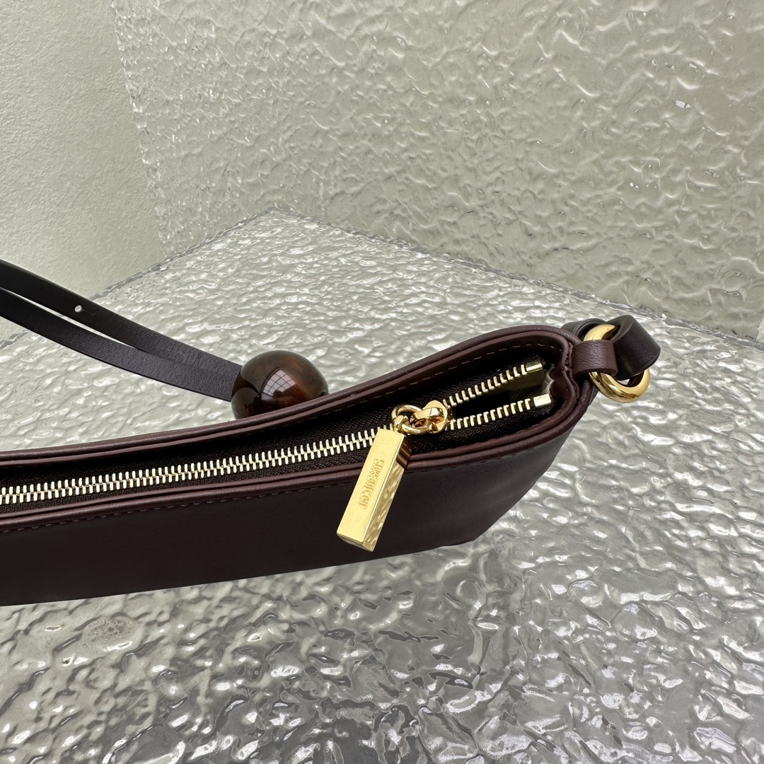 JACQUEMUS Smooth Calfskin Le Bisou Perle Medium Brown Jacquemus 00499