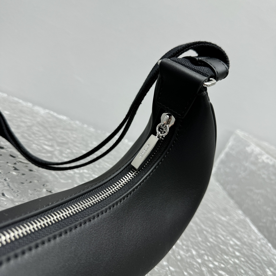 Jacquemus x Nike Le Sac Swoosh Small Dark Navy in Cowskin with Silver