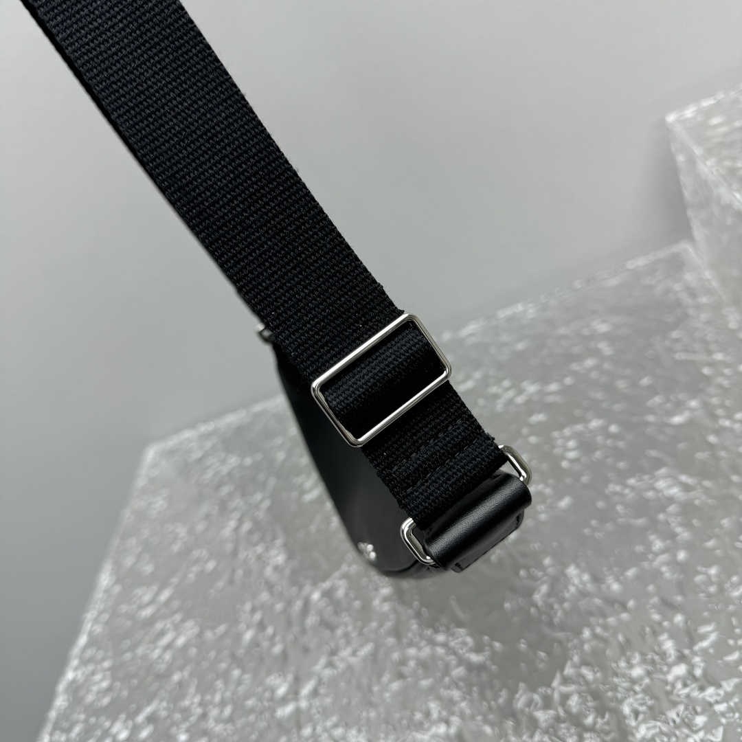 Jacquemus x Nike Le Sac Swoosh Small Dark Navy in Cowskin with Silver