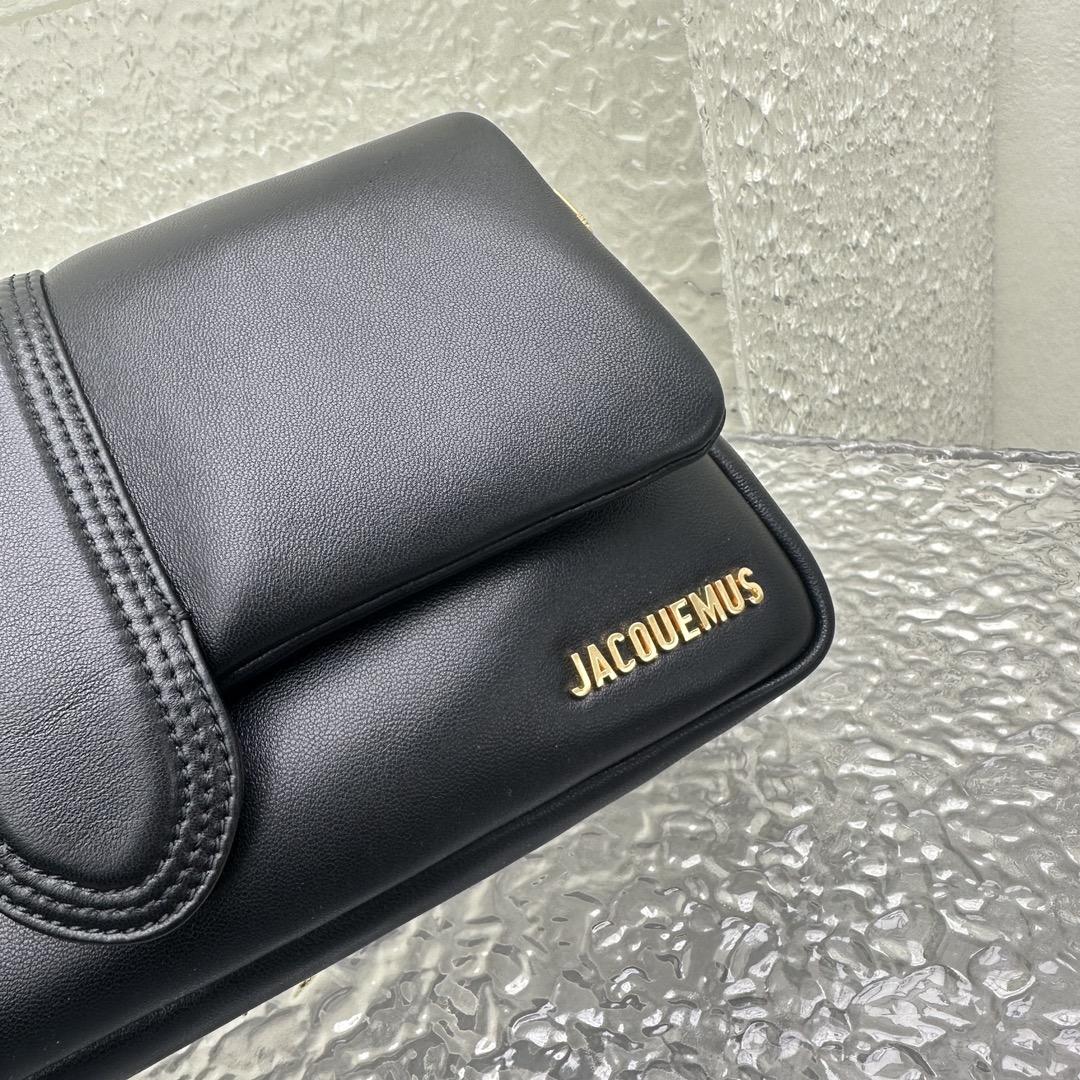 JACQUEMUS Padded Lambskin Le Bambimou Black 1668886 |