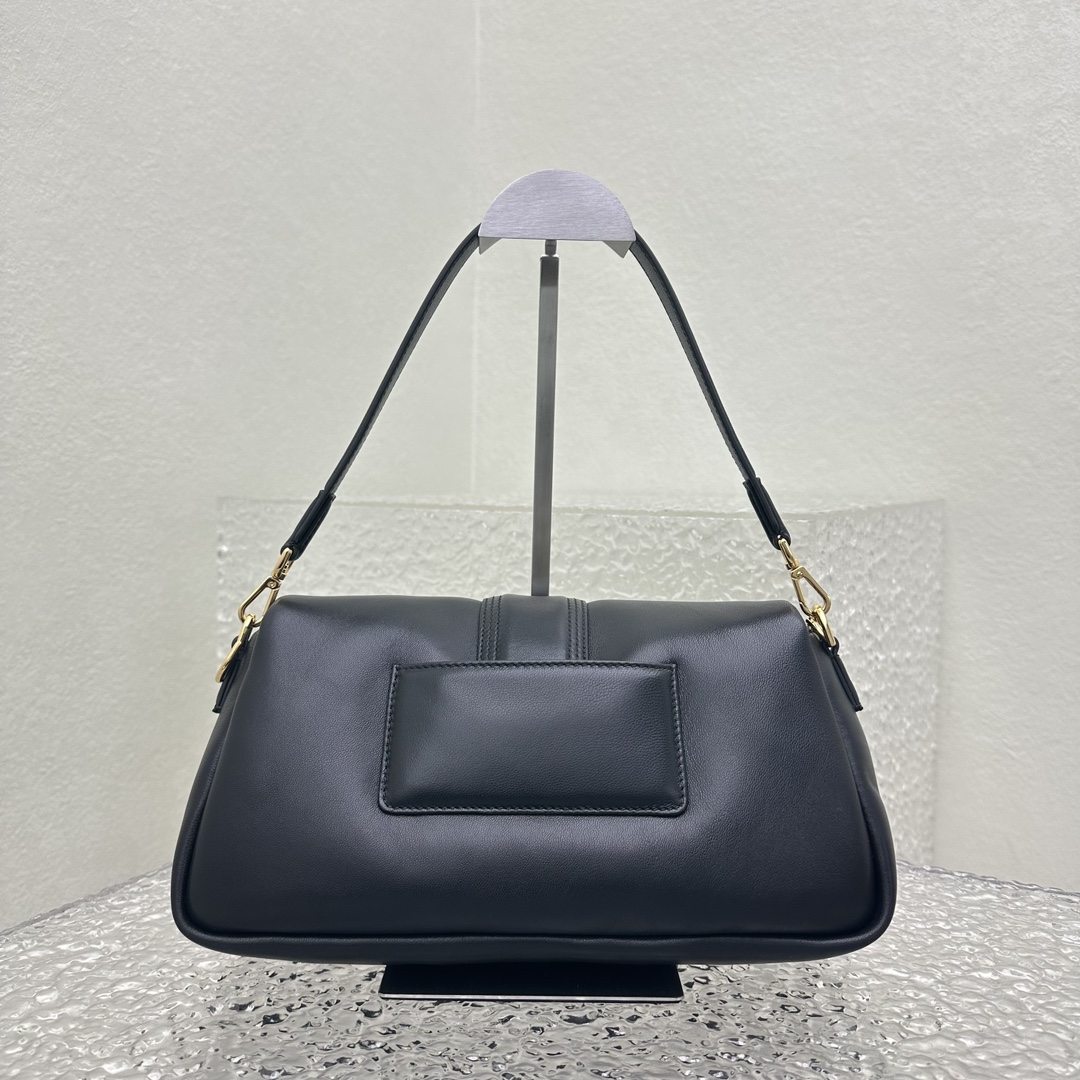 JACQUEMUS Padded Lambskin Le Bambimou Black 1668886 |