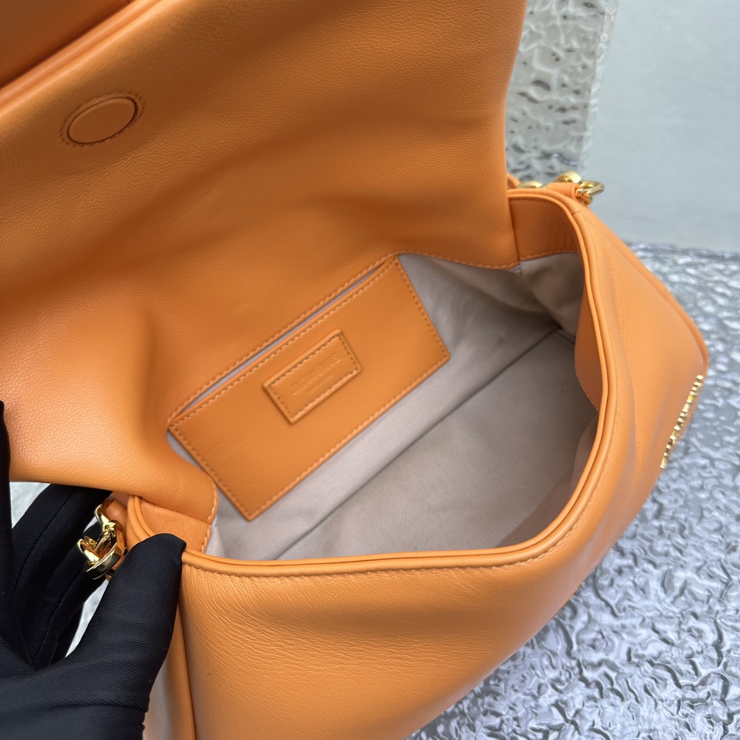 Jacquemus Le Petit Bambimou Shoulder Bag | orange