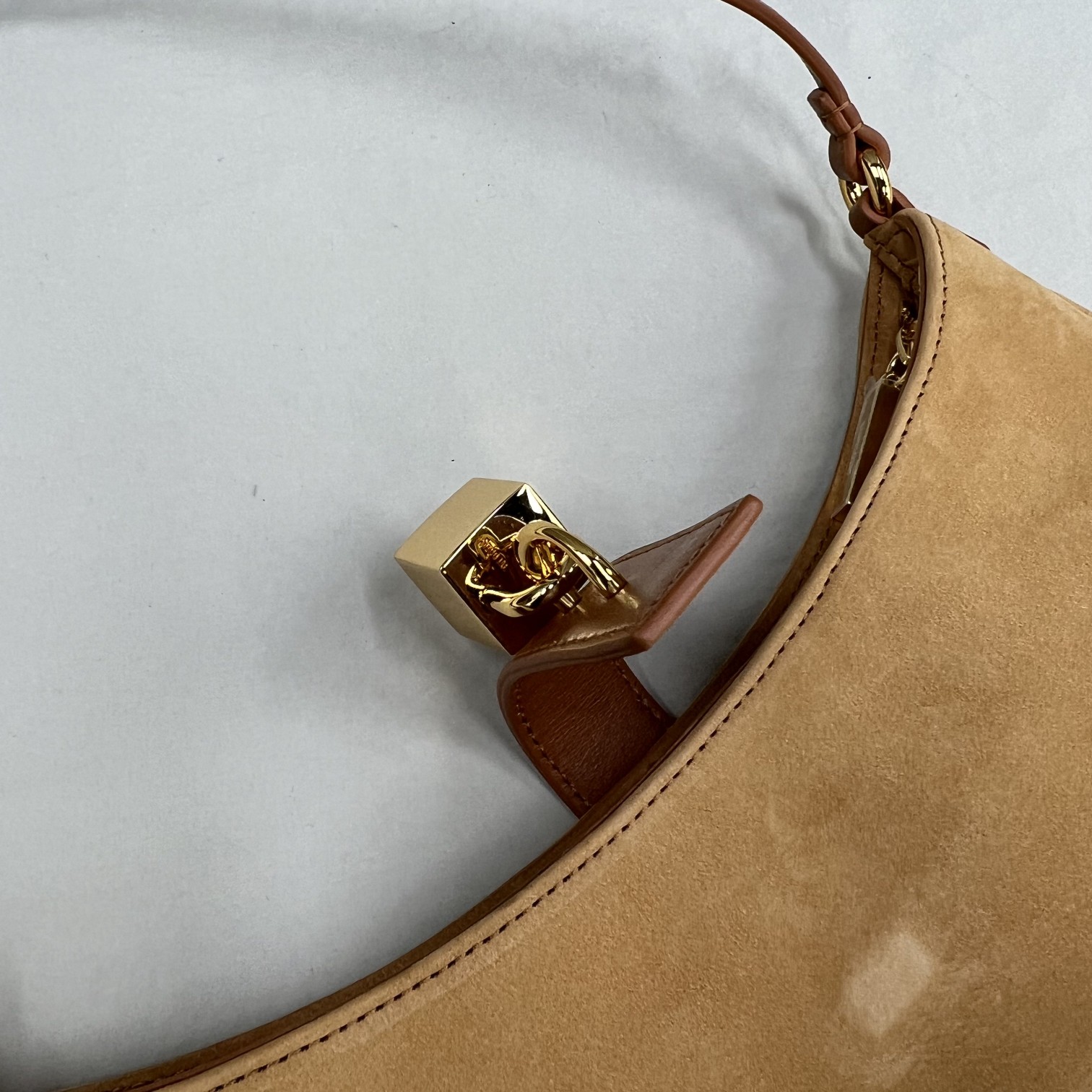 Leather handbag Jacquemus Brown in Leather - 35043607
