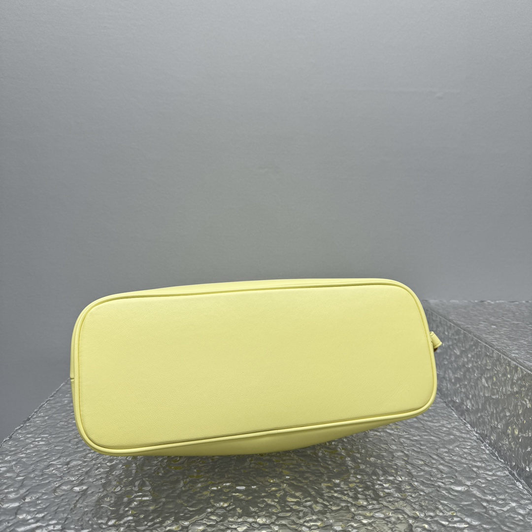 Jacquemus Le Calino Ring Top-Handle Bag - Pale Yellow |
