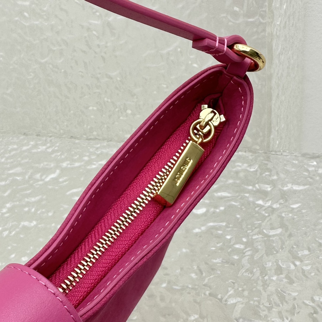 Jacquemus Le Bisou Cadenas 'Dark Pink' - 231BA06Jacquemus 00609
