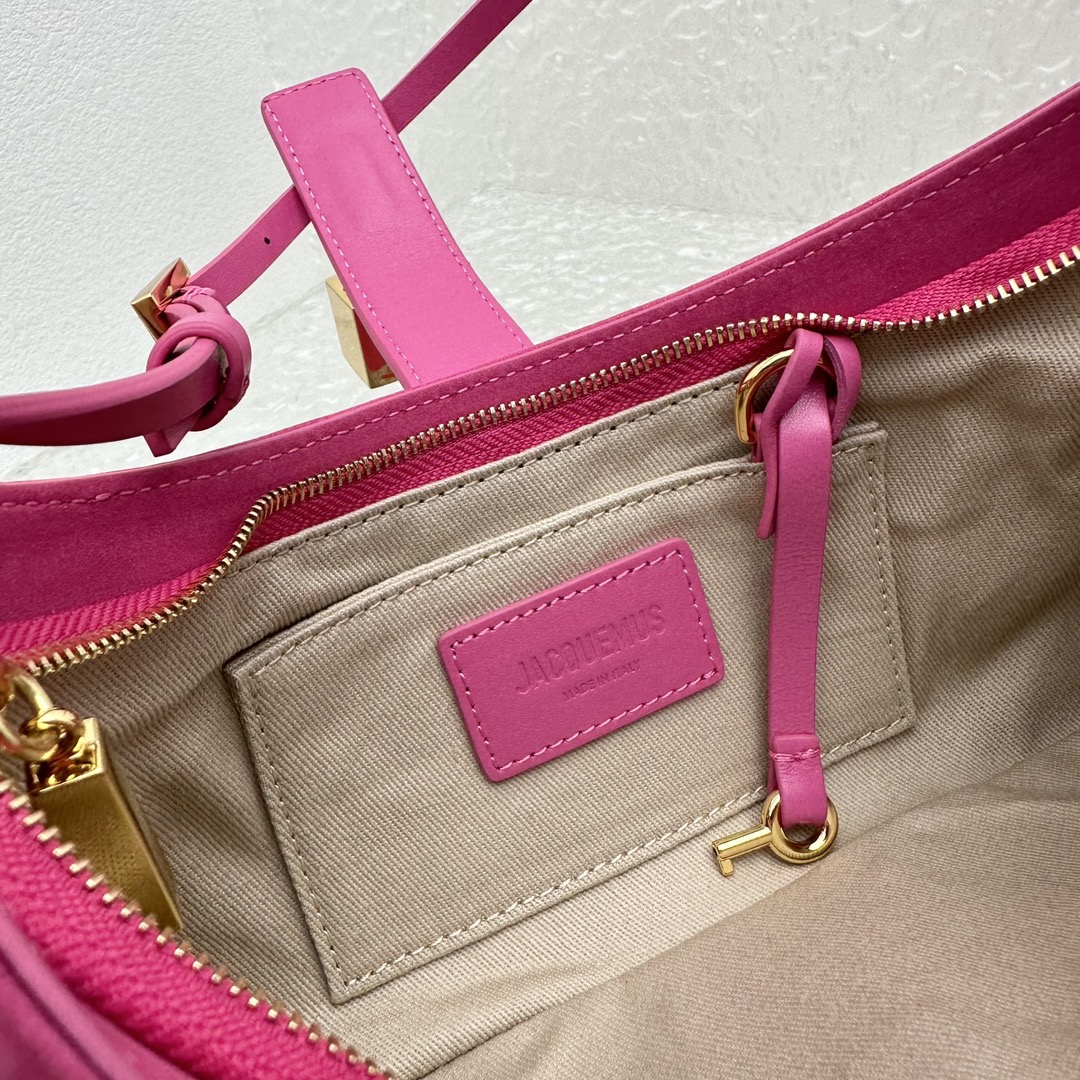 Jacquemus Le Bisou Cadenas 'Dark Pink' - 231BA06Jacquemus 00609
