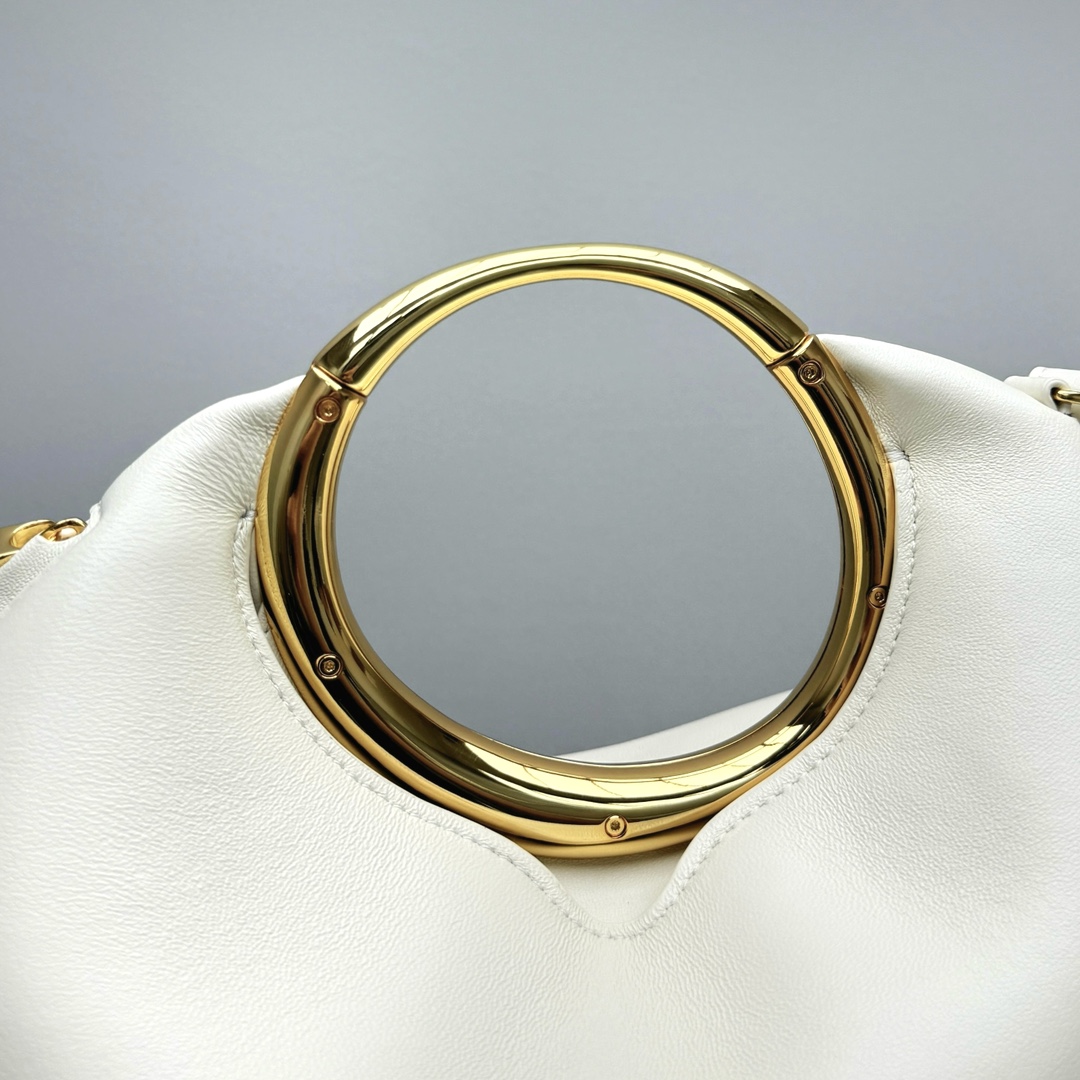 Jacquemus Neutral Medium Le Petit Calino Top Handle Bag Jacquemus 006214