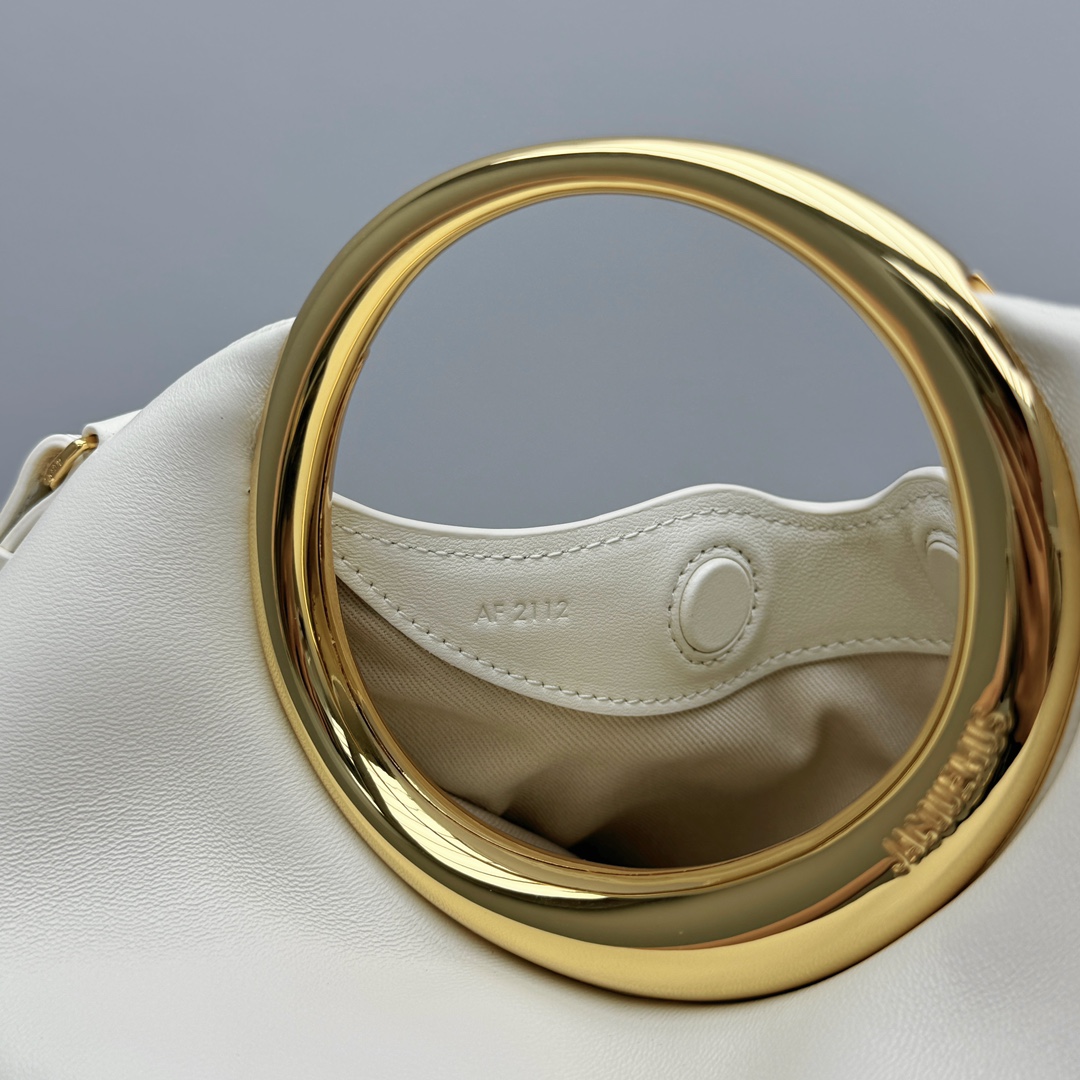 Jacquemus Neutral Medium Le Petit Calino Top Handle Bag Jacquemus 006214