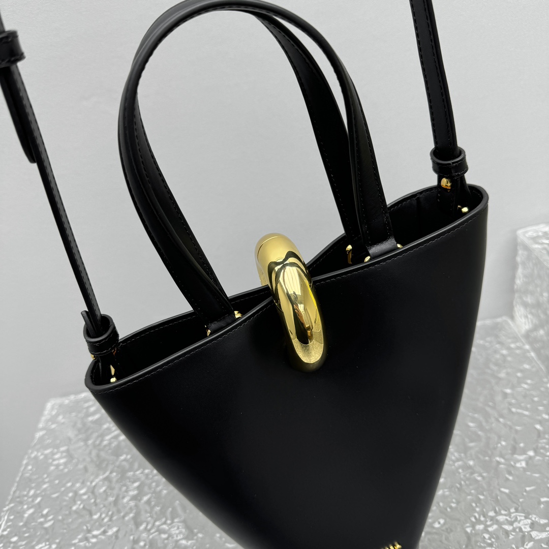 Jacquemus Le Petit Bambola Leather Tote Bag - Black