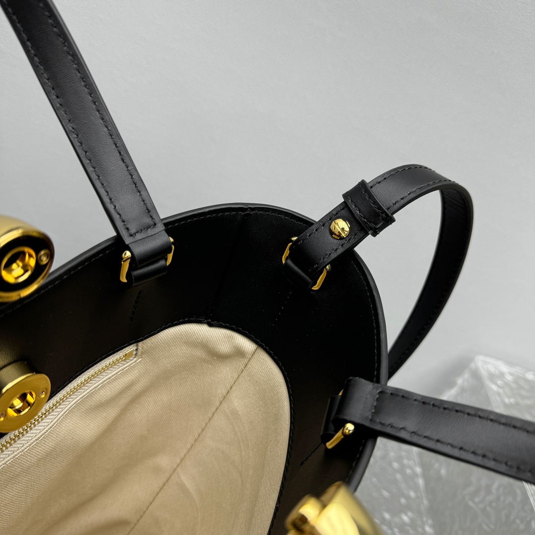 Jacquemus Le Petit Bambola Bucket Bag in Black |