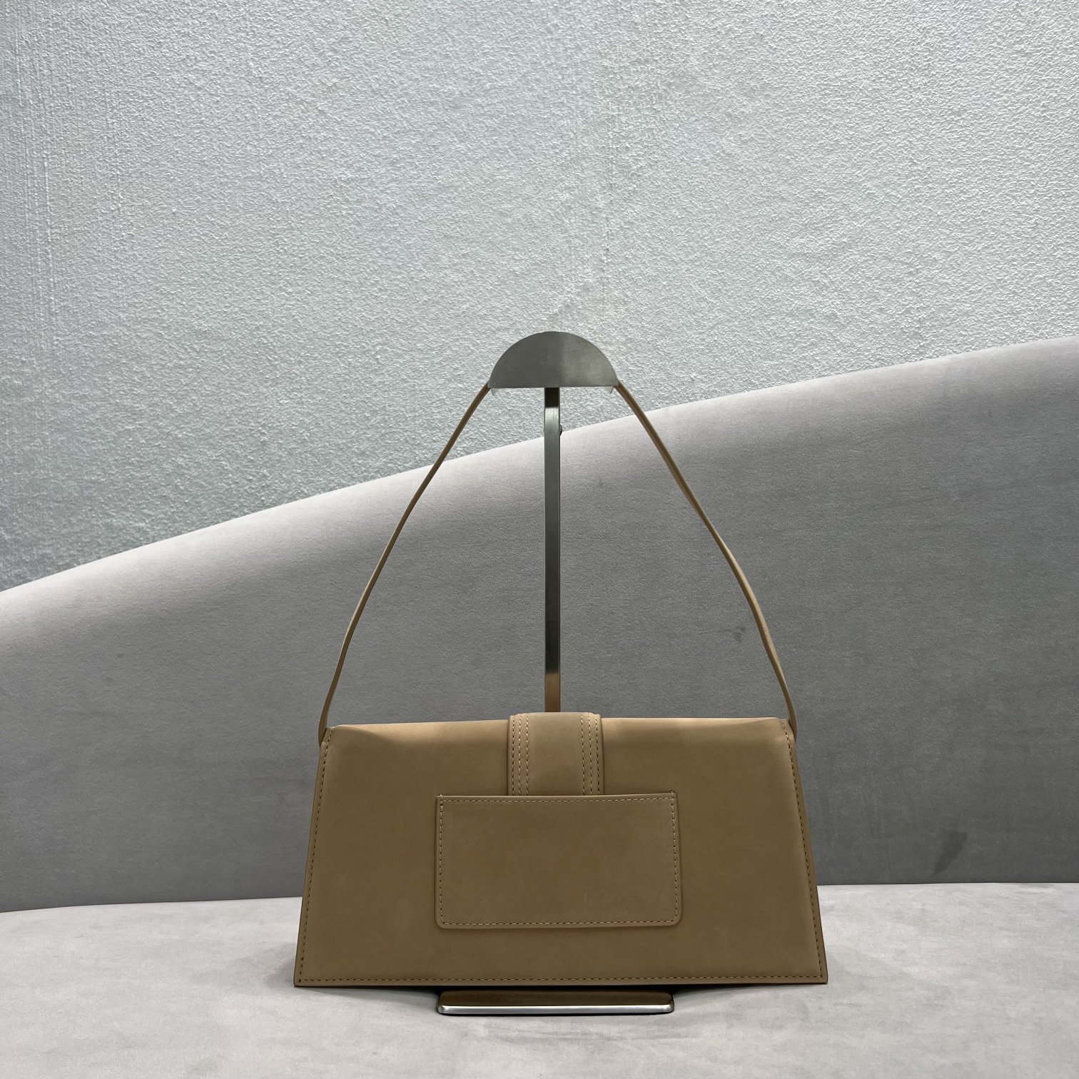Jacquemus Le Bambino Leather Shoulder Bag in Brown - Jacquemus 00729
