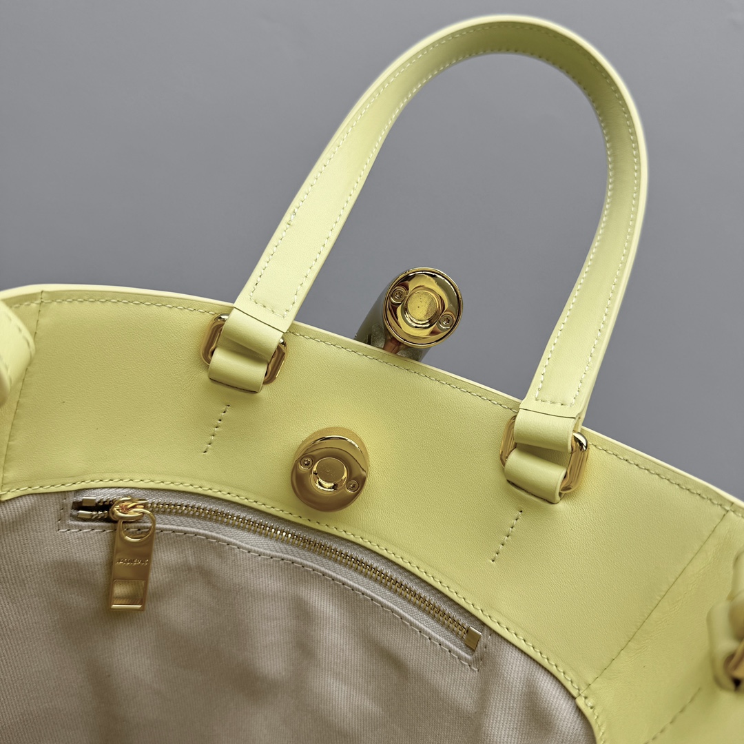 Jacquemus Yellow Mini Le Petit Bambola Bucket Bag in Jacquemus 007414