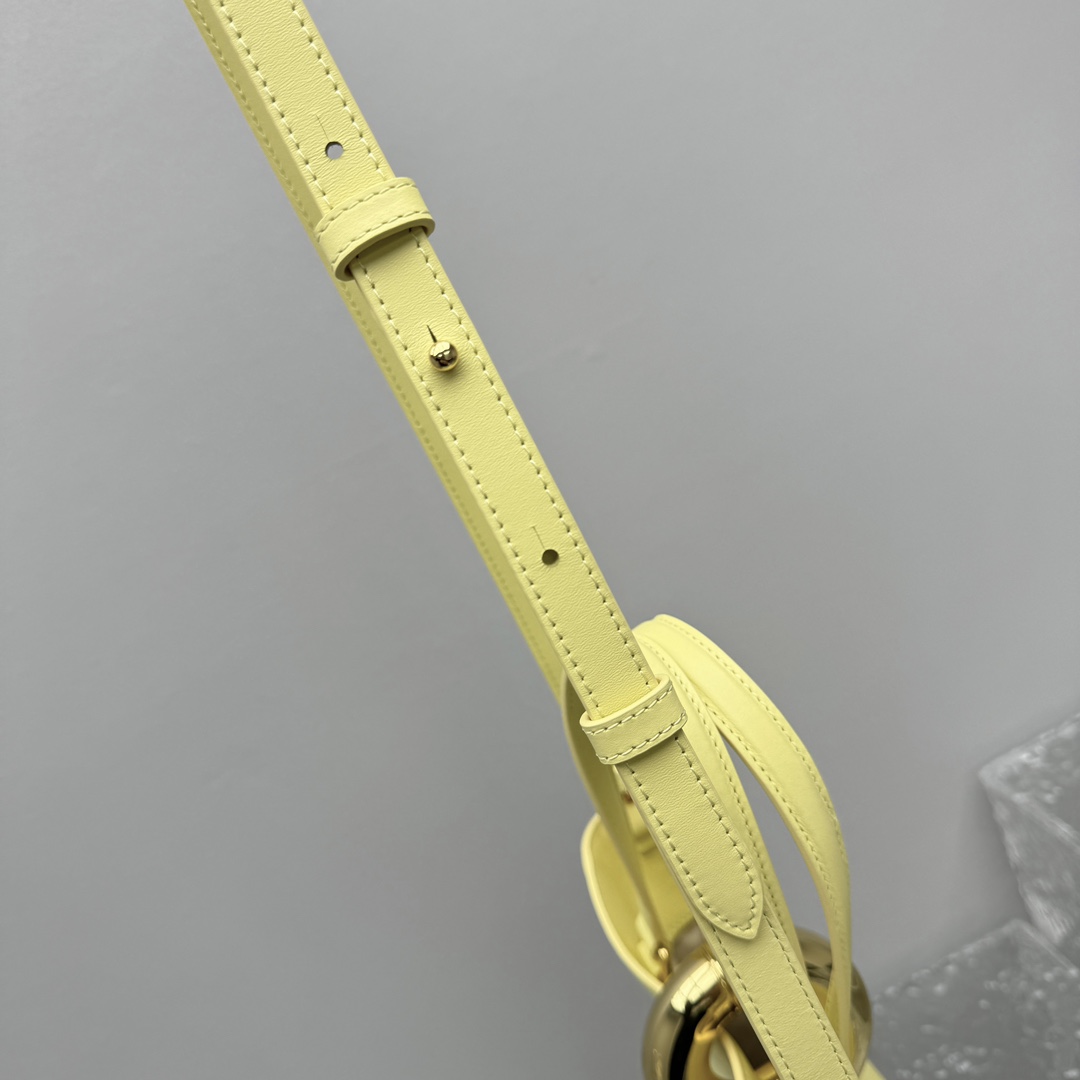 Jacquemus Yellow Mini Le Petit Bambola Bucket Bag in Jacquemus 007414