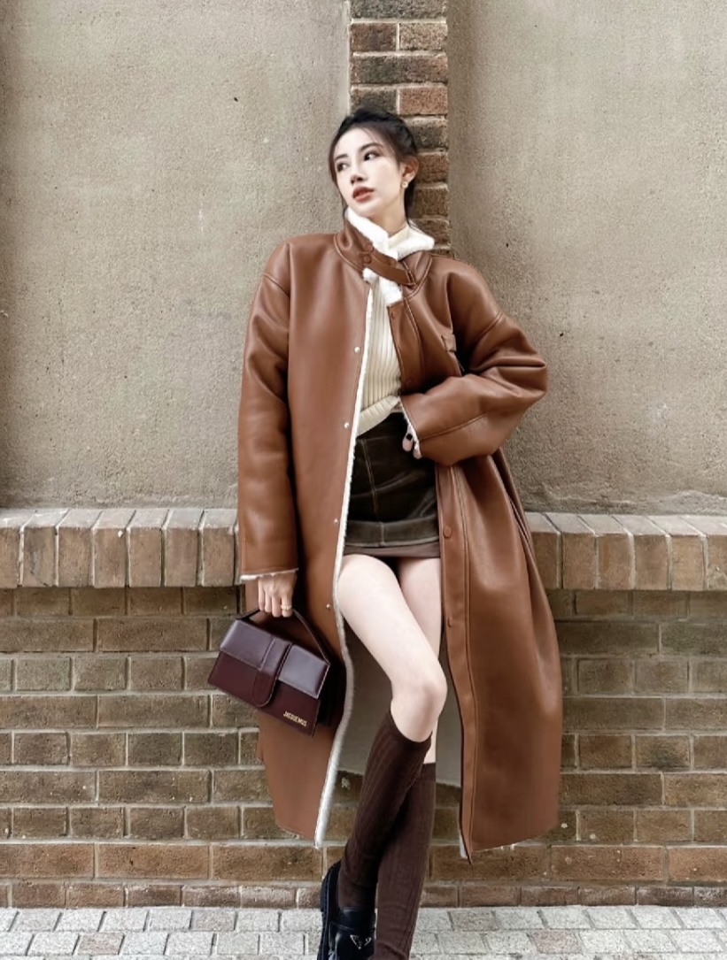 bag Jacquemus The Large Bambino 'Brown' 213BA007-