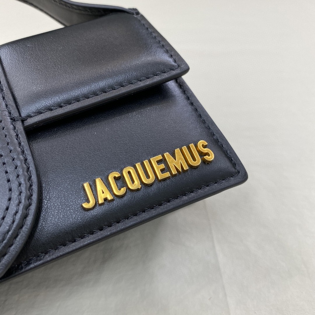 bag  Jacquemus Black La Montagne 'Le Bambino' Clutch