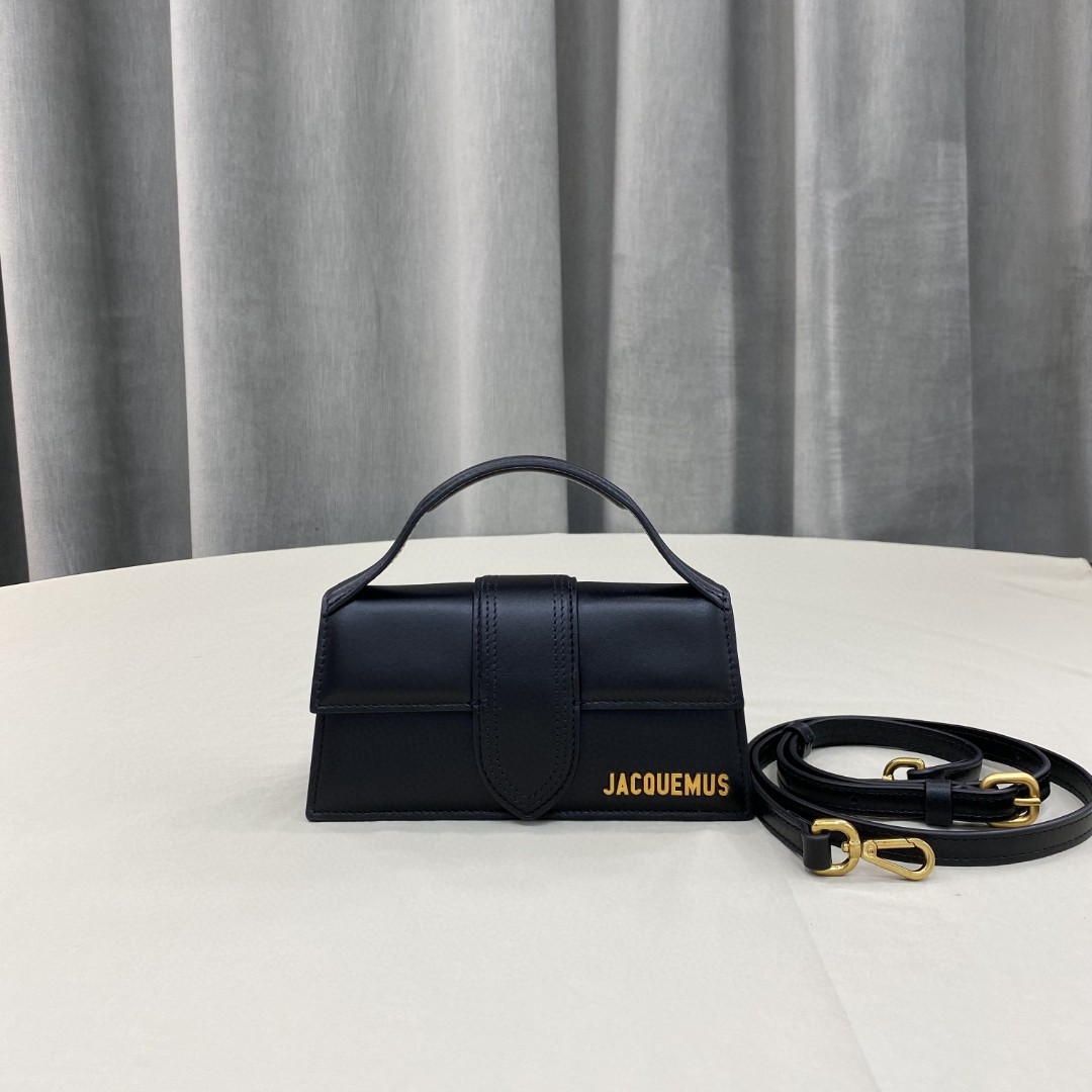 bag  Jacquemus Black La Montagne ‘Le Bambino’ Clutch