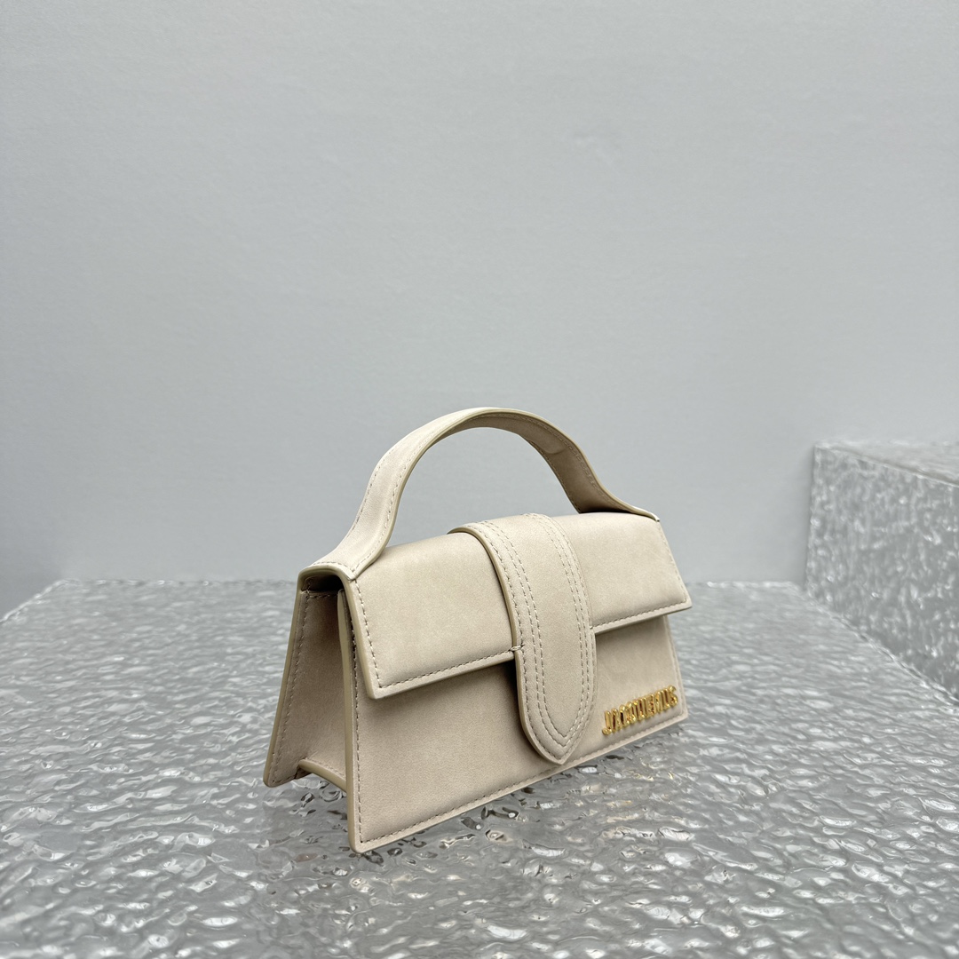 Jacquemus Le Bambino Logo Plaque Top Handle Bag in Cream