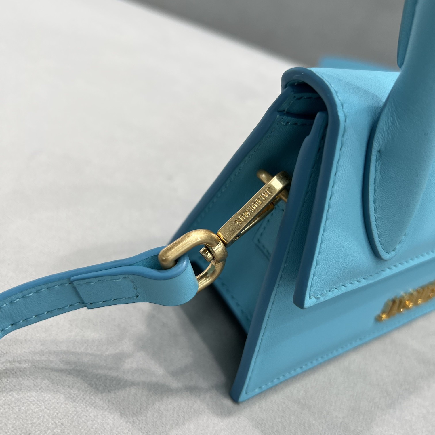 Jacquemus Le Chiquito Moyen Women's Handbag Blue | Jacquemus 00989
