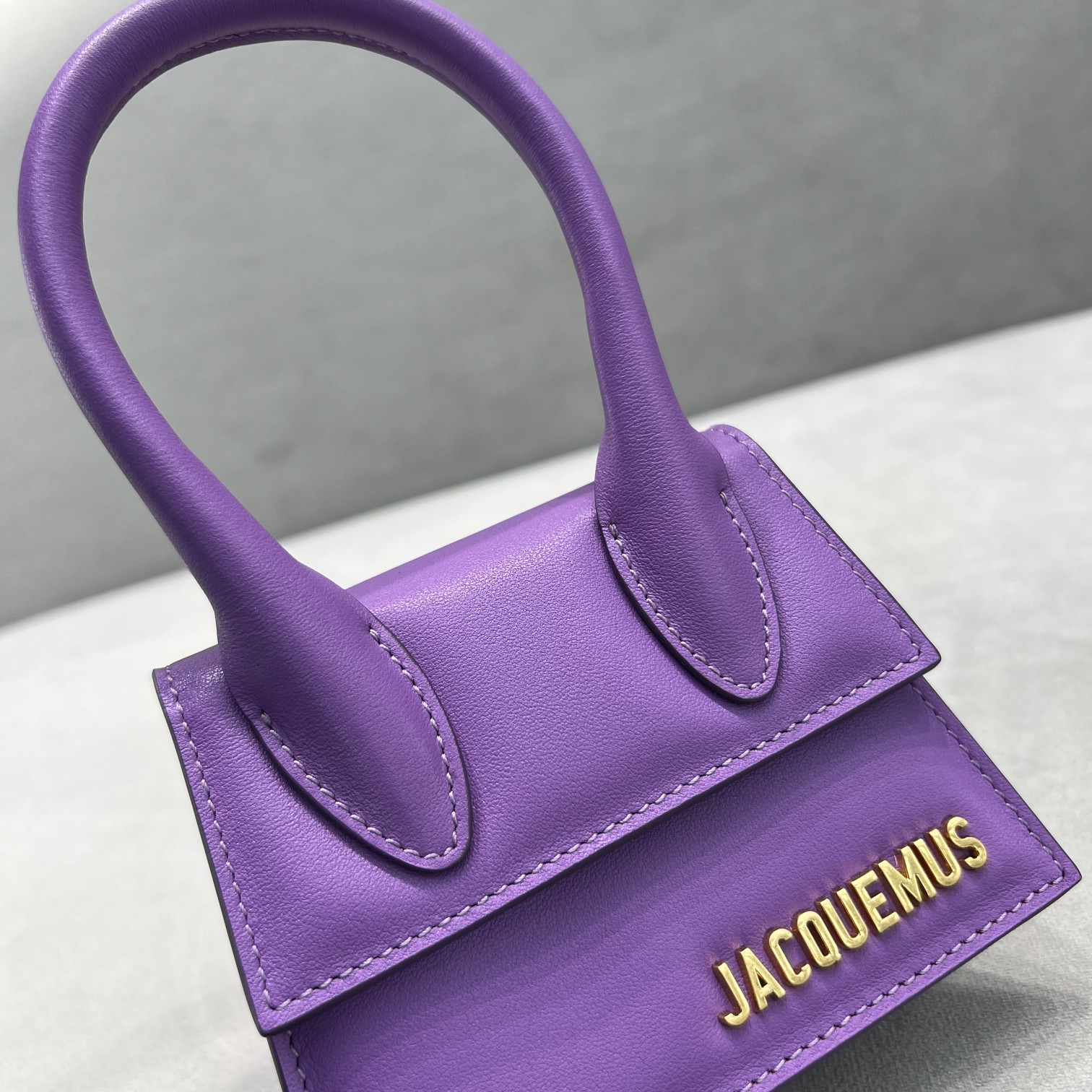 Jacquemus Women's' Le Chiquito Handbag in Purple Jacquemus 00999