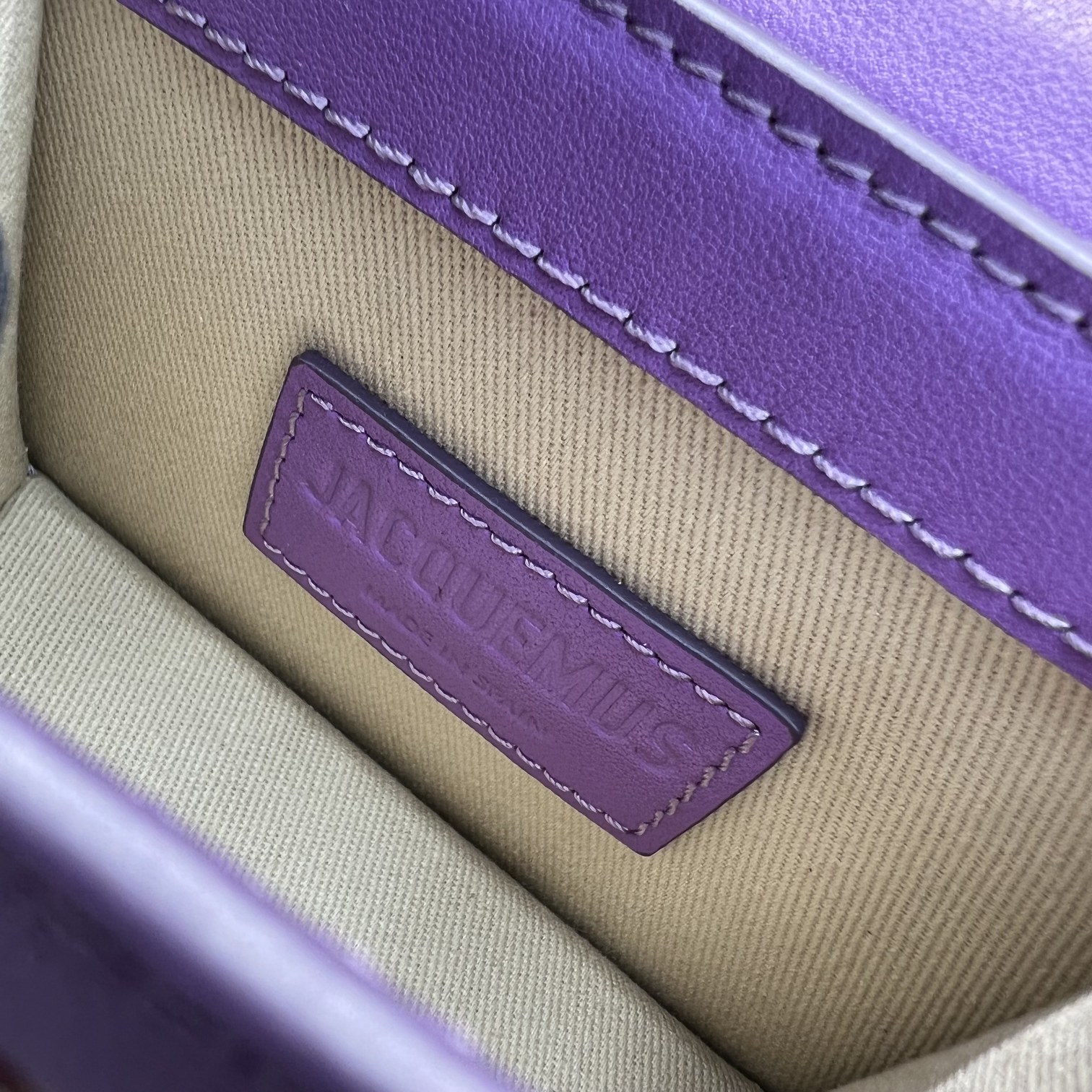 Jacquemus Women's' Le Chiquito Handbag in Purple Jacquemus 00999