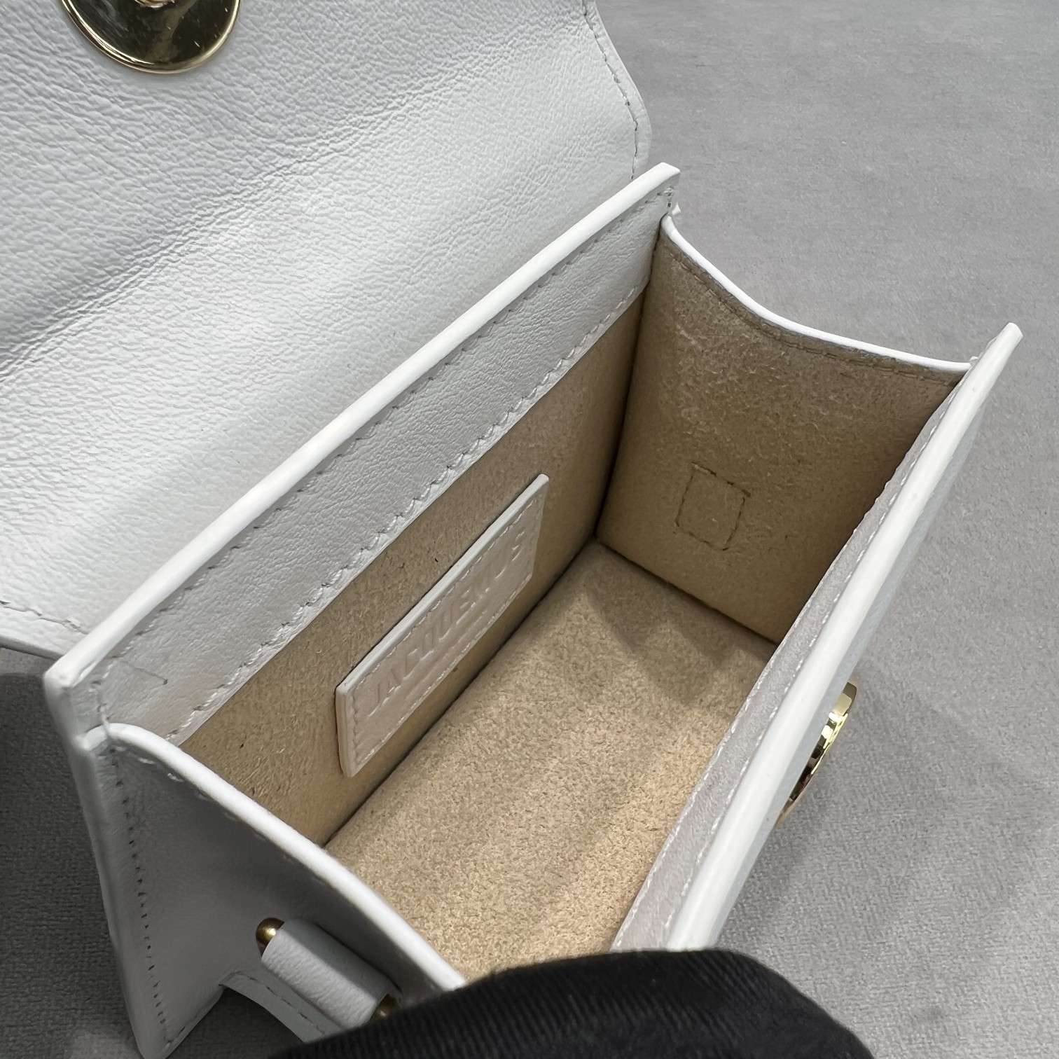 Jacquemus White Leather Mini Le Chiquito Bag Jacquemus 01009