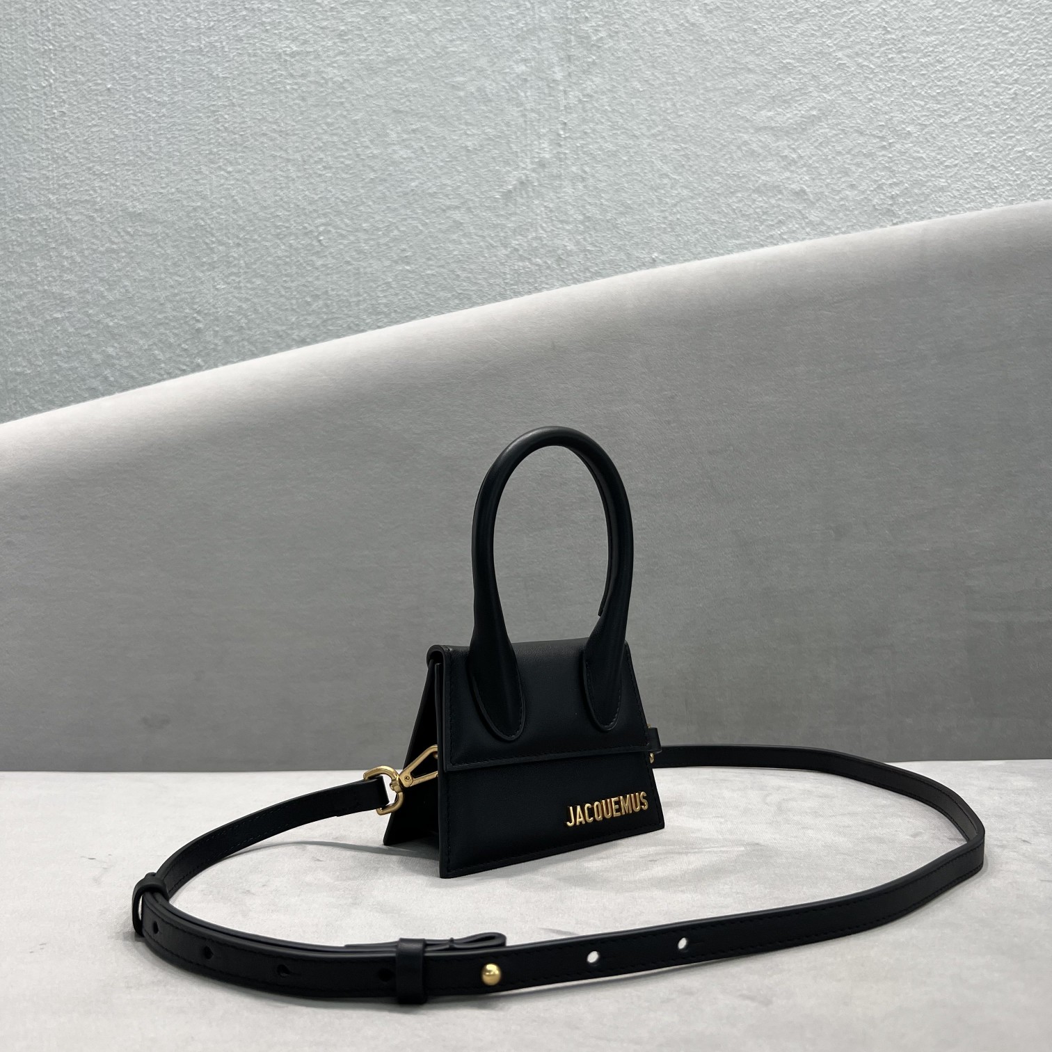 Jacquemus Le Chiquito Leather Tote Bag | Black