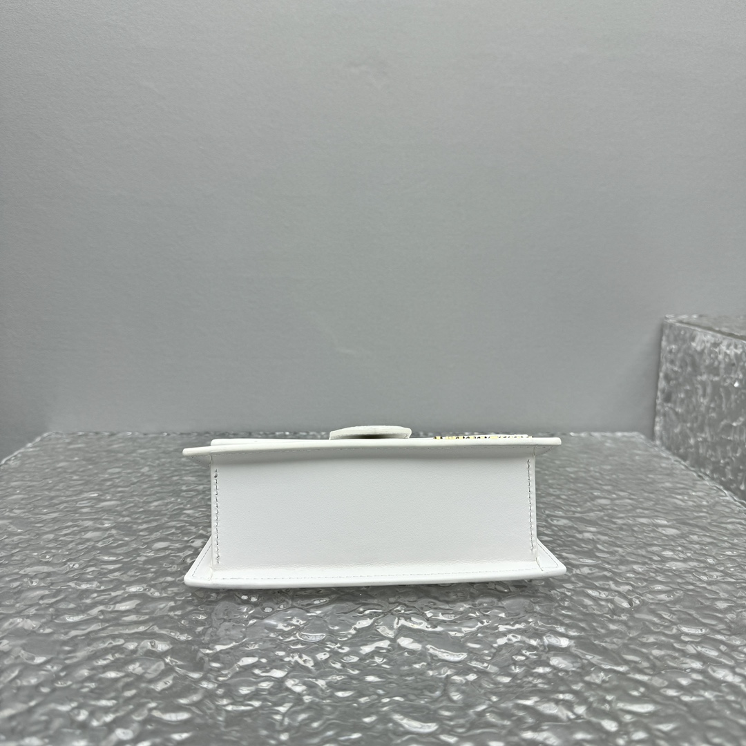 Jacquemus Le Bambino Leather Crossbody Bag 'White'