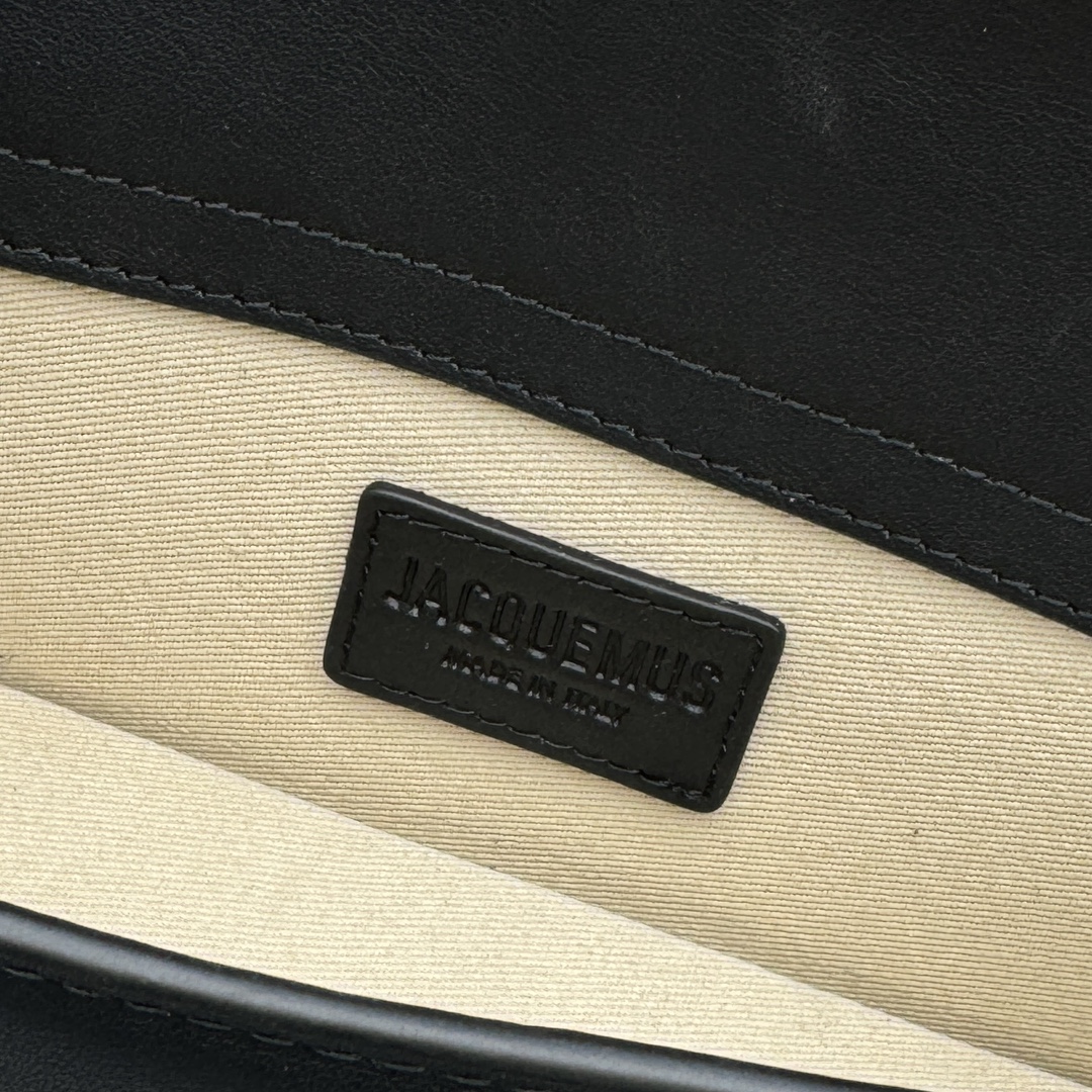 Jacquemus Le Bambino Leather Tote Bag | Black