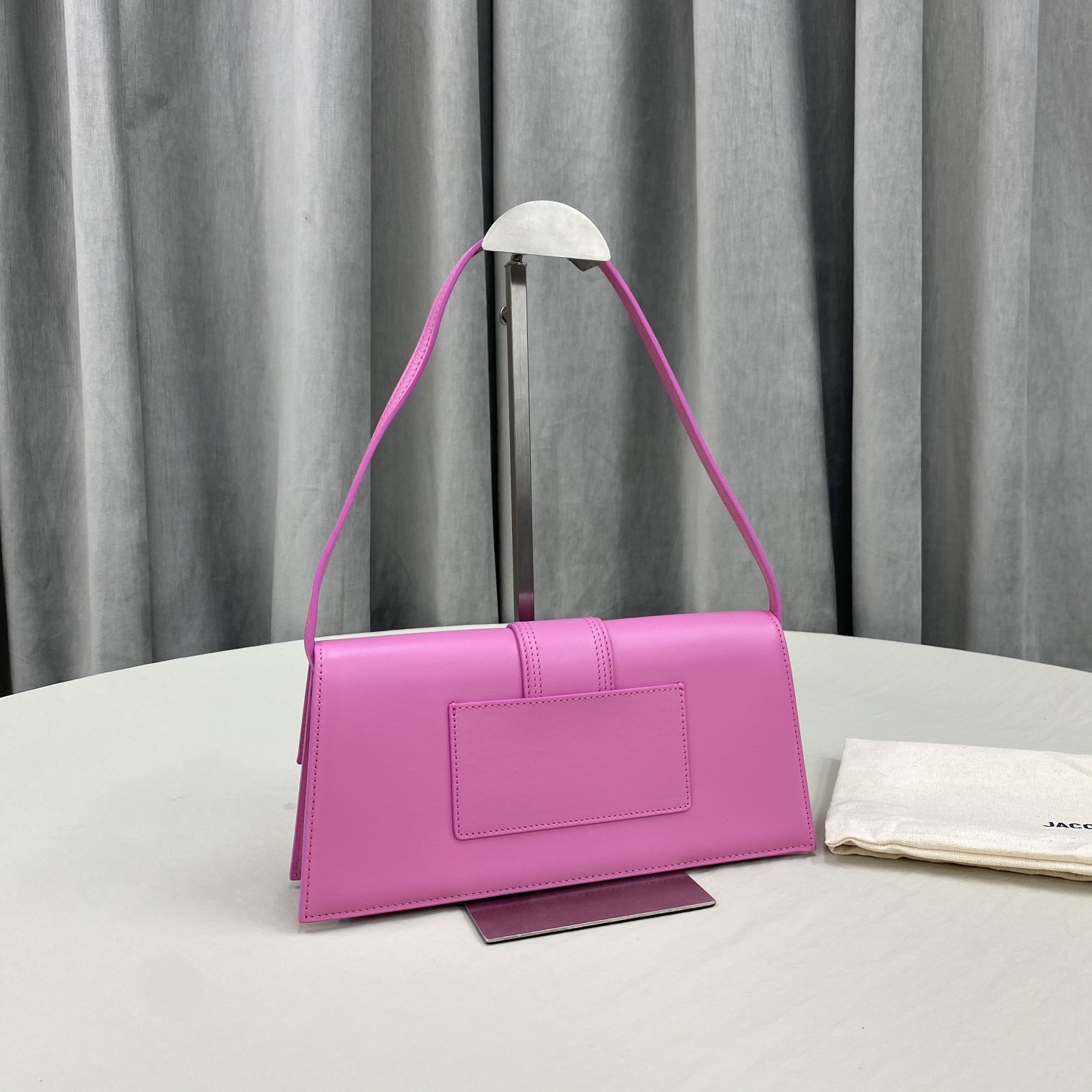 Jacquemus Le Grand Bambino Crossbody Bag | Pink