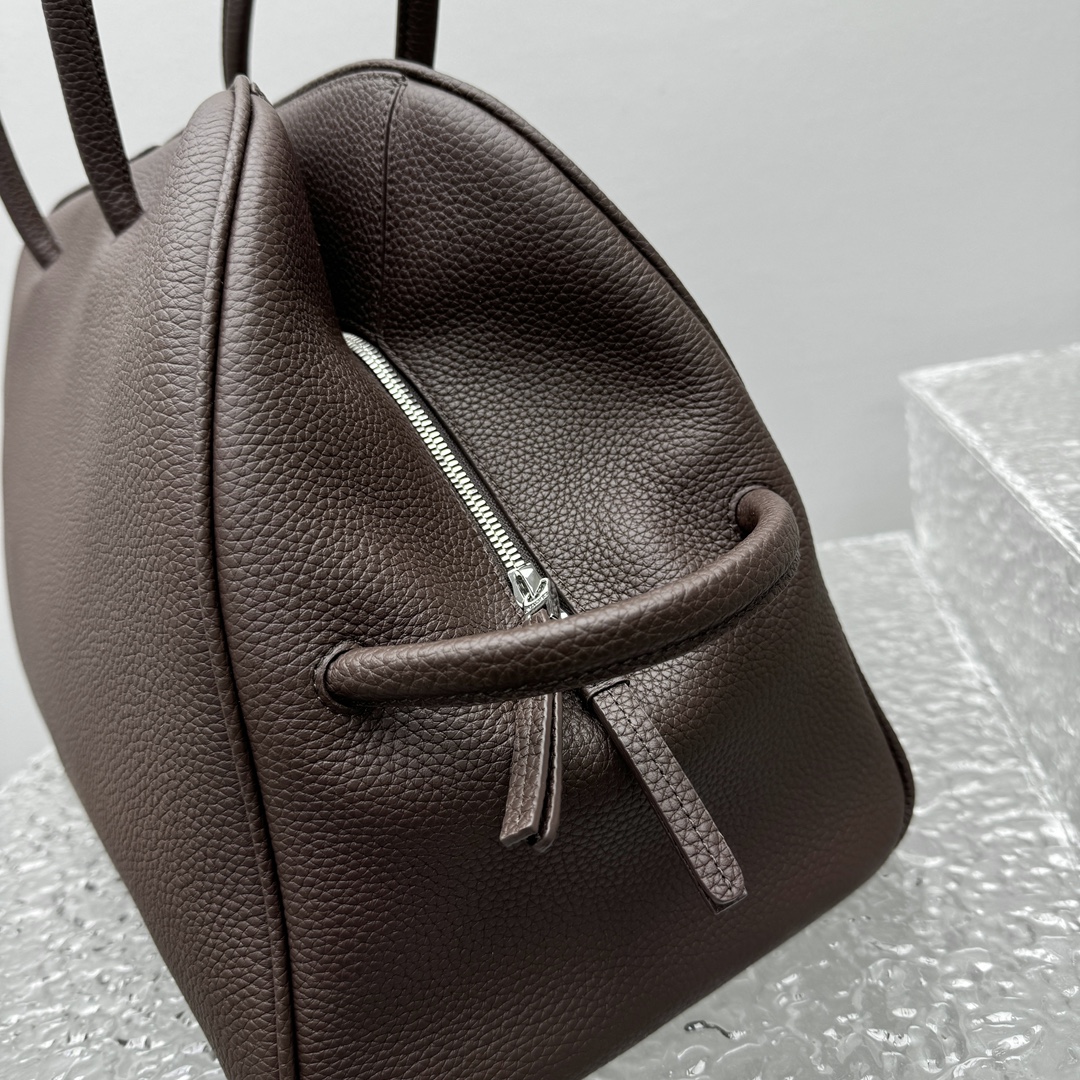 Jacquemus The Large Turismo Tote Bag | Brown