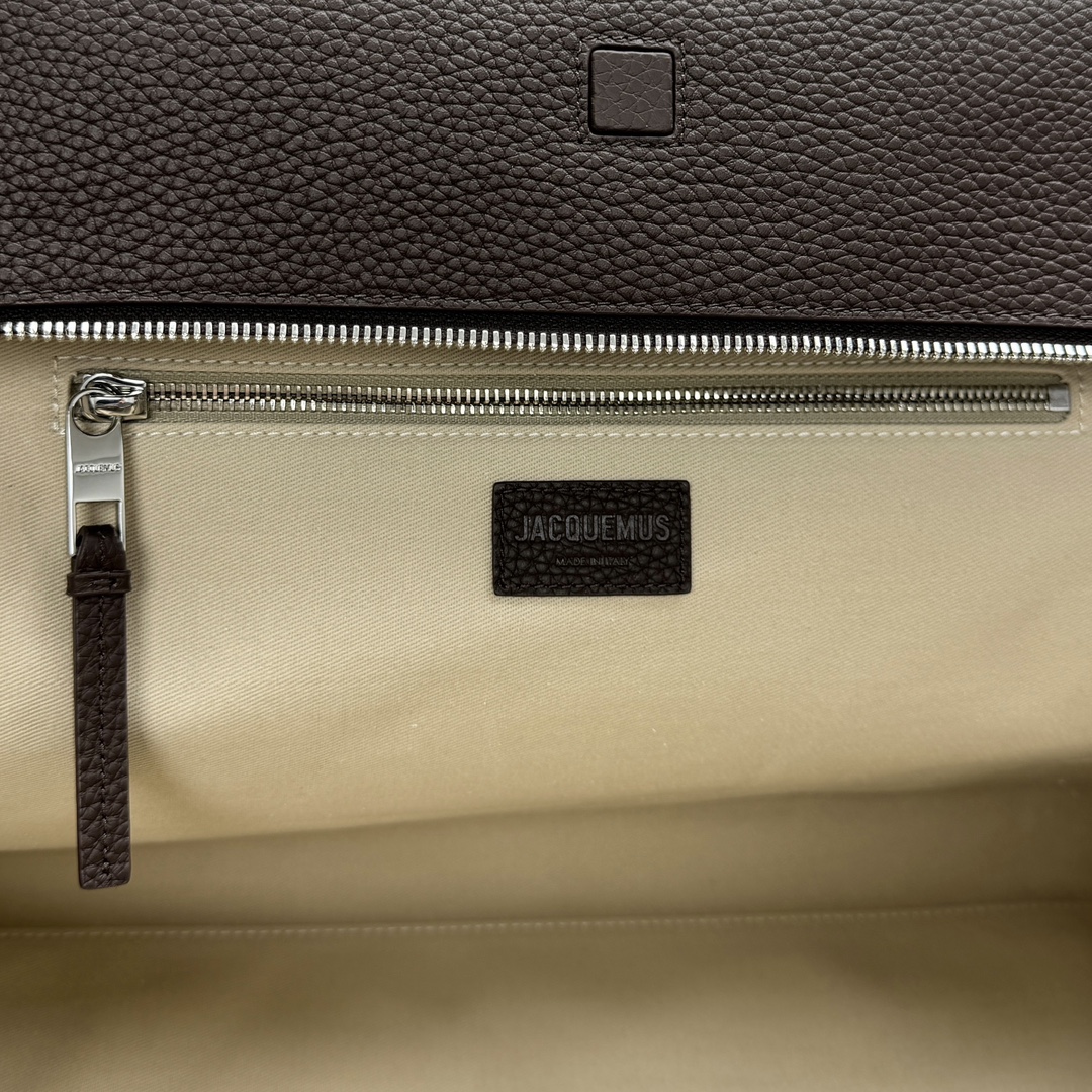 Jacquemus The Large Turismo Tote Bag | Brown