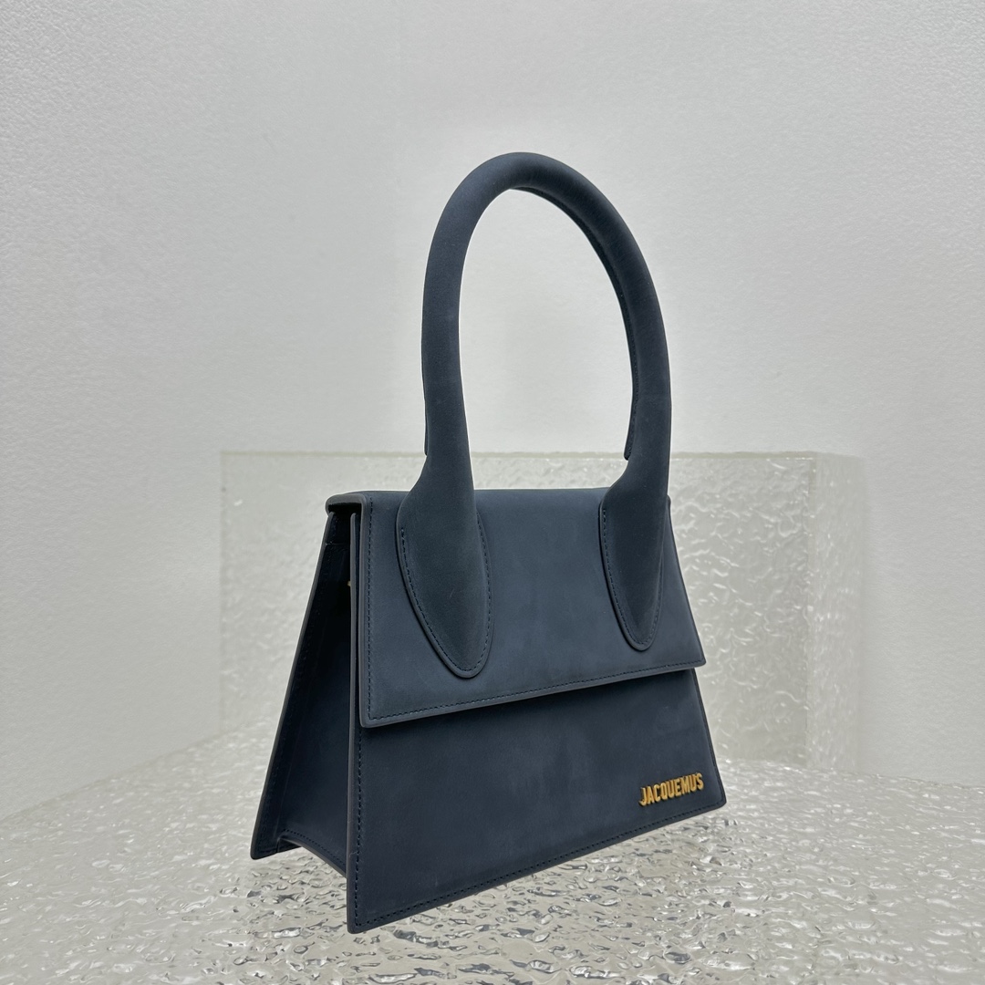 JACQUEMUS Le Chiquito Moyen Leather Bag in Dark Jacquemus 01179